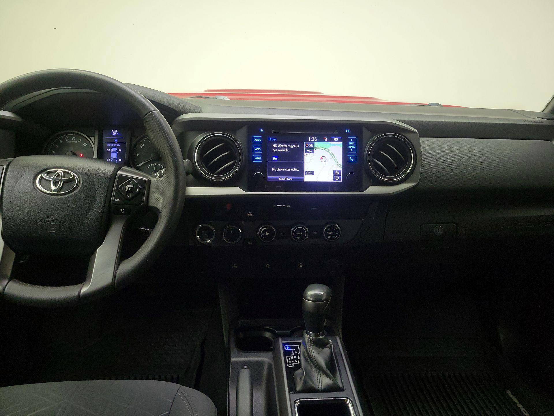 Thumbnail: 2017 Toyota Tacoma - 9