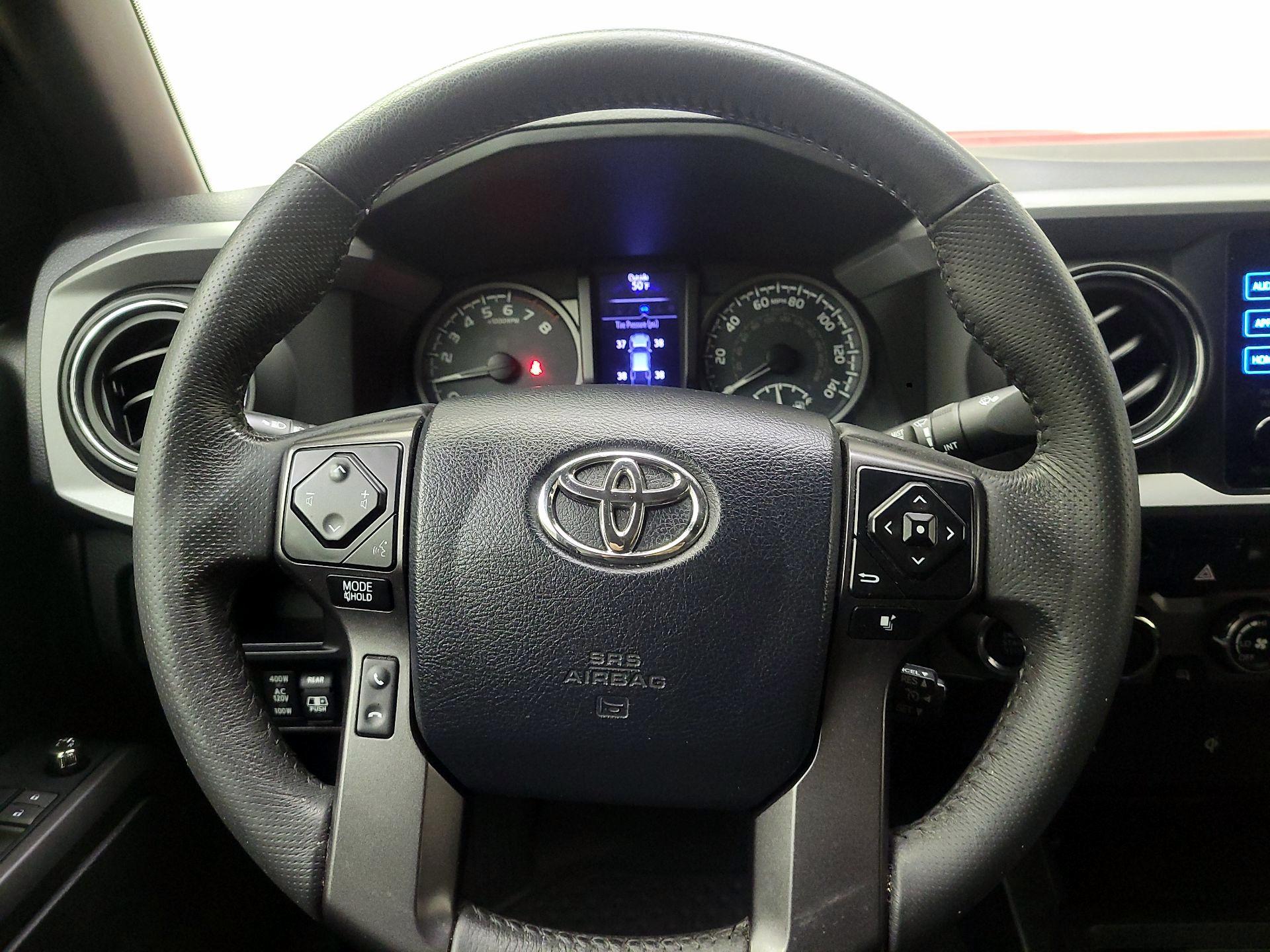 Thumbnail: 2017 Toyota Tacoma - 10