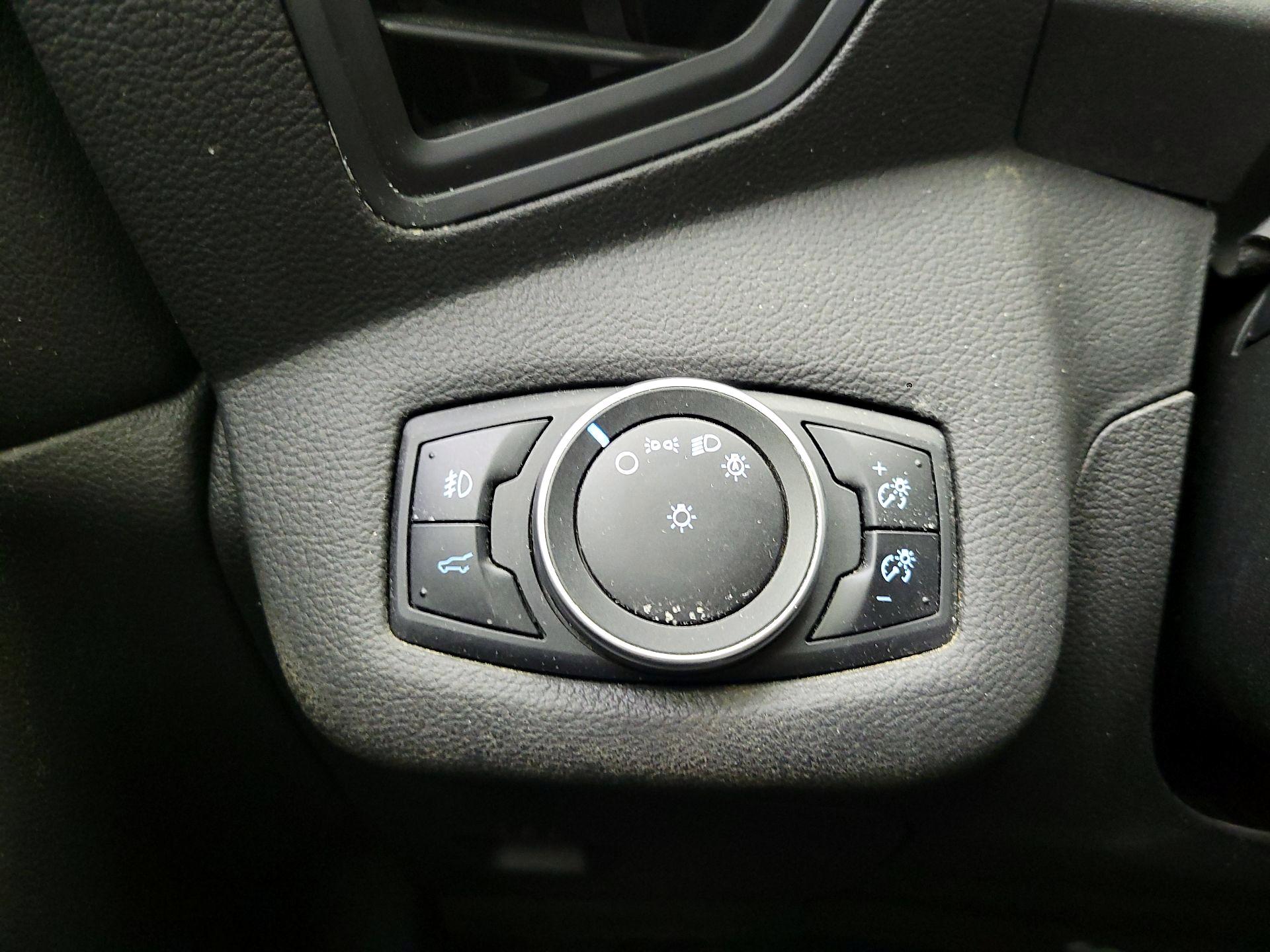 Thumbnail: 2017 Ford Escape - 13