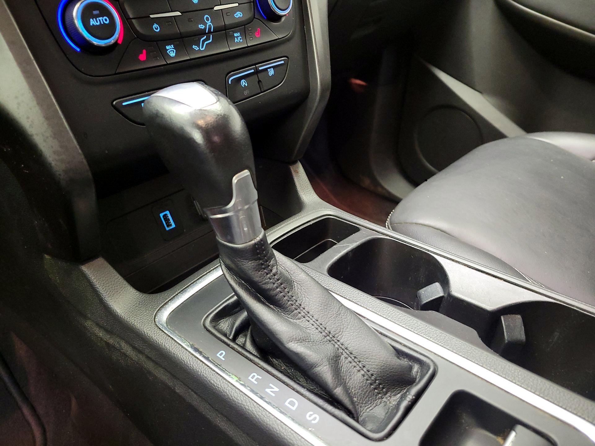 Thumbnail: 2017 Ford Escape - 18