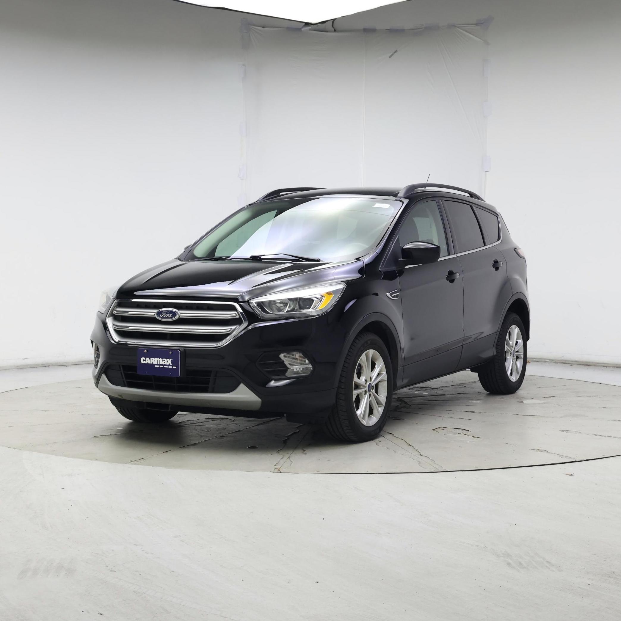 Thumbnail: 2017 Ford Escape - 4