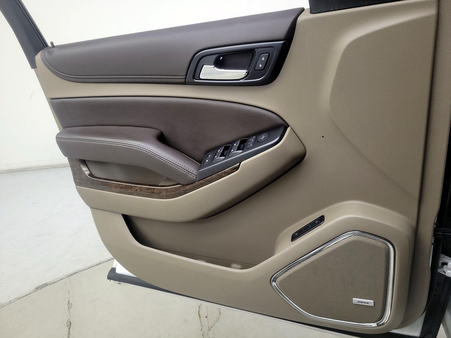 Thumbnail: 2020 Chevrolet Tahoe - 12