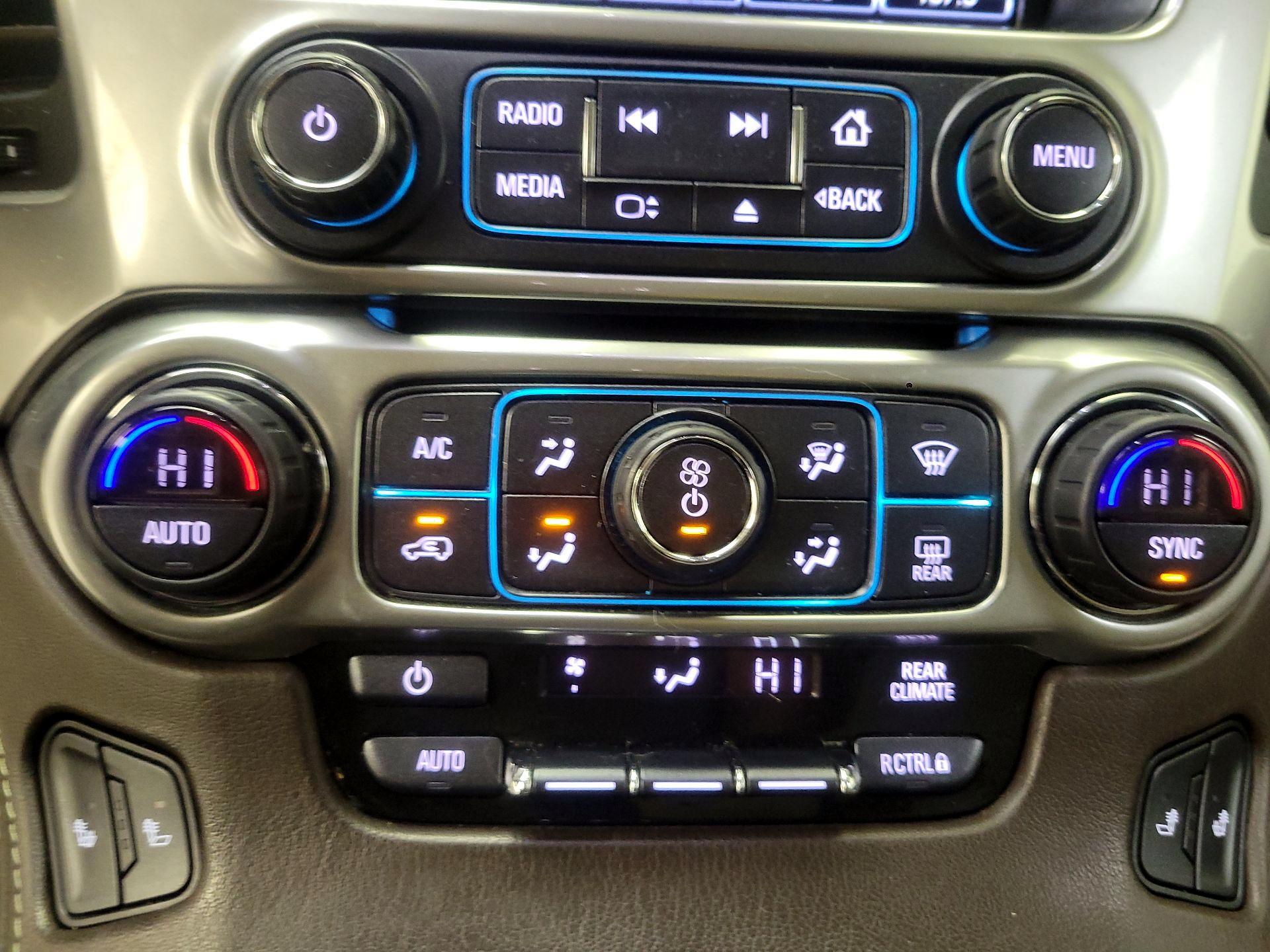 Thumbnail: 2020 Chevrolet Tahoe - 16