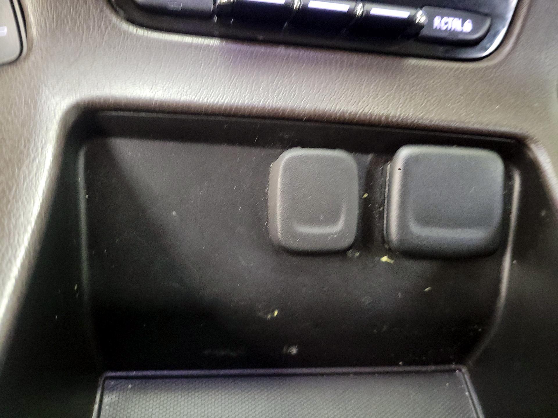 Thumbnail: 2020 Chevrolet Tahoe - 18