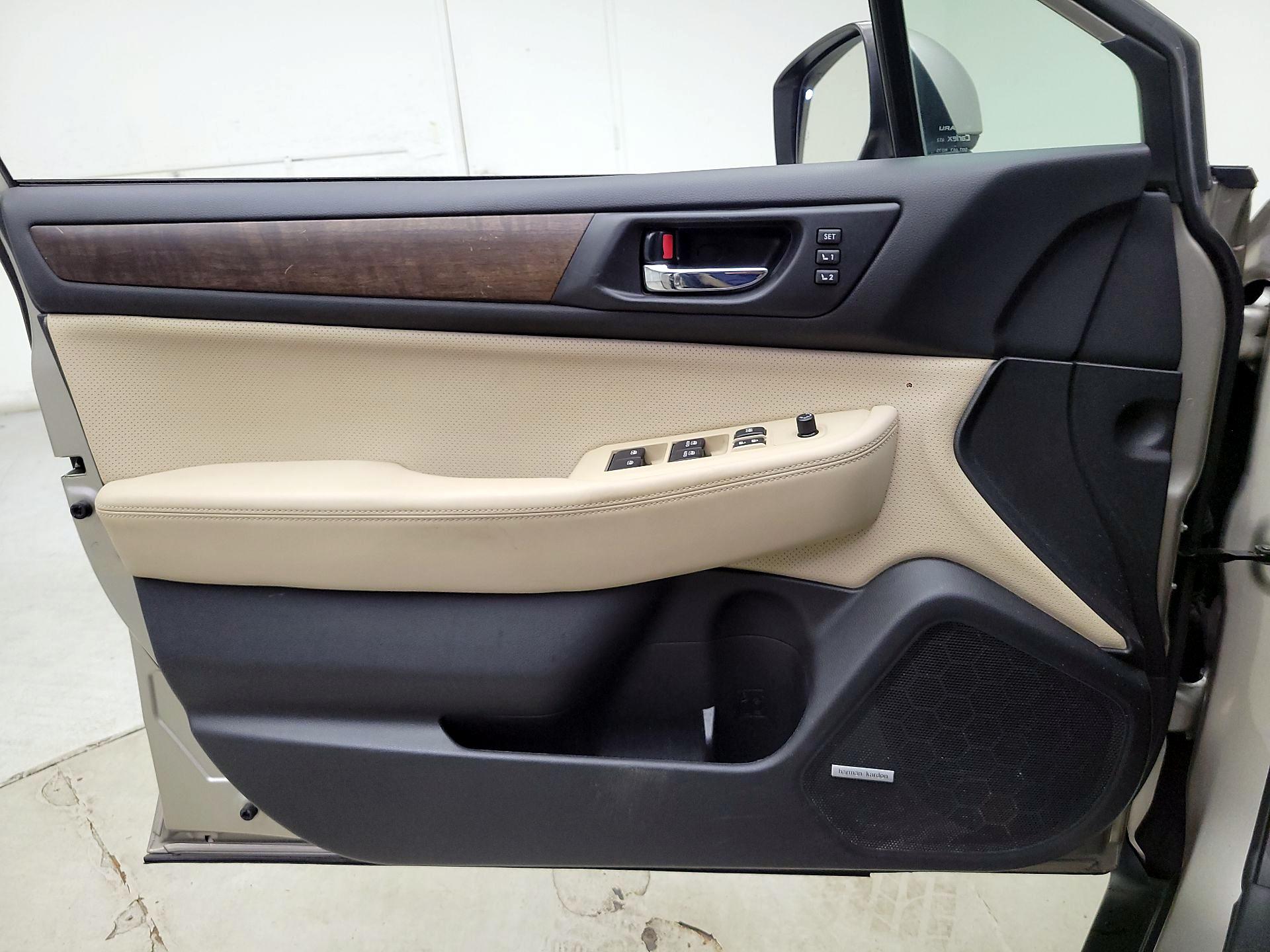 Thumbnail: 2016 Subaru Outback - 12