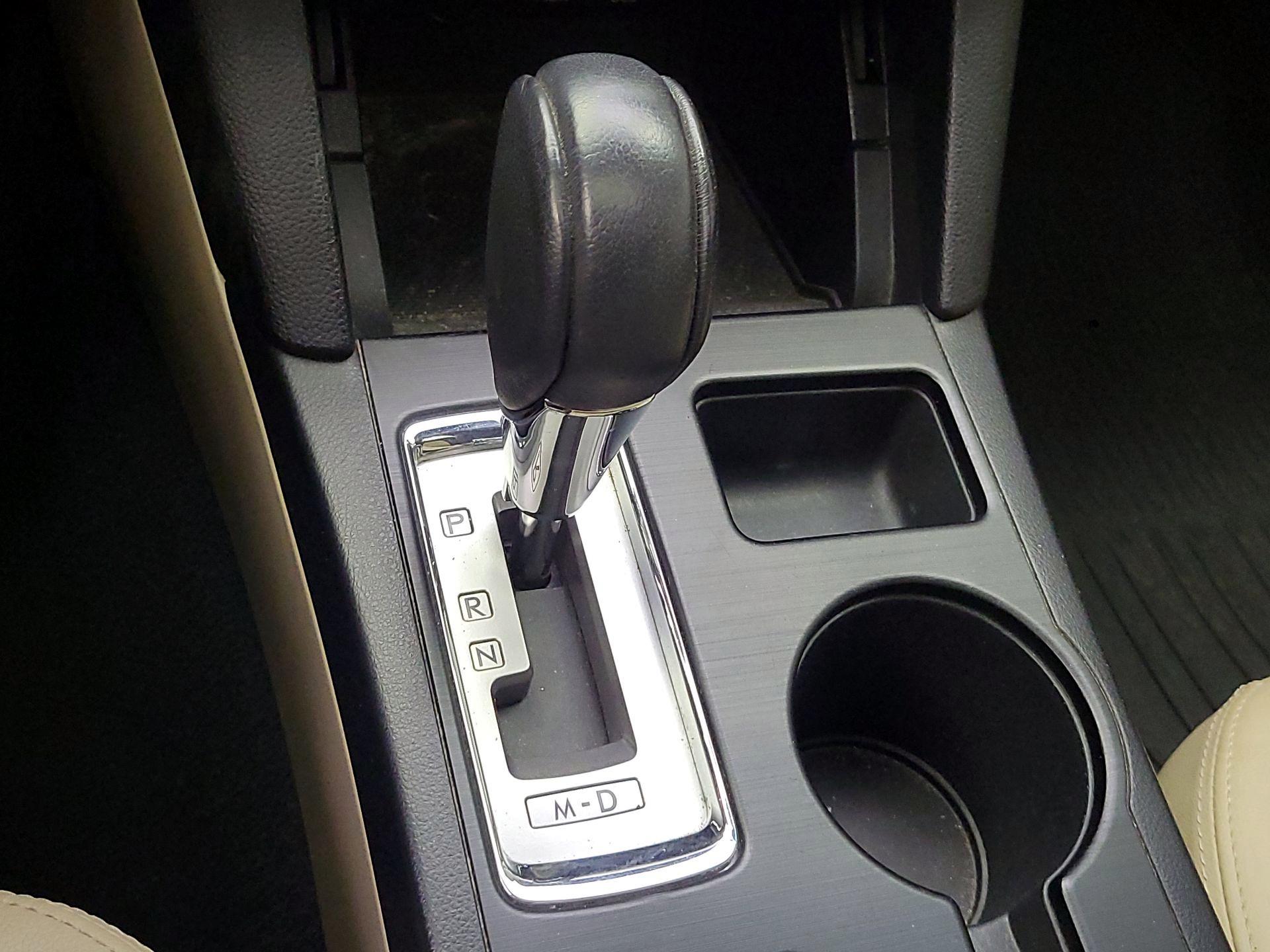 Thumbnail: 2016 Subaru Outback - 18