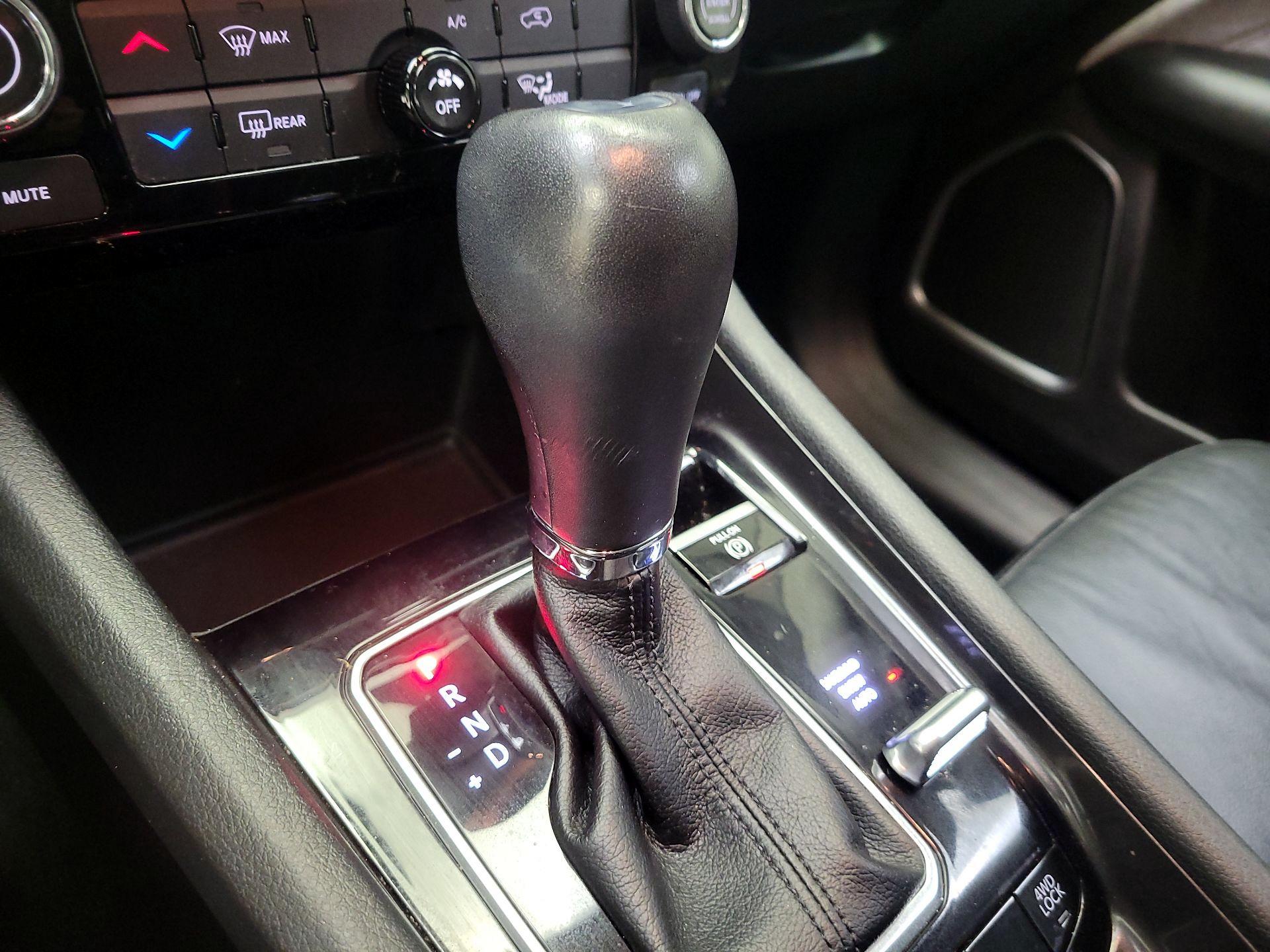 Thumbnail: 2022 Jeep Compass - 17