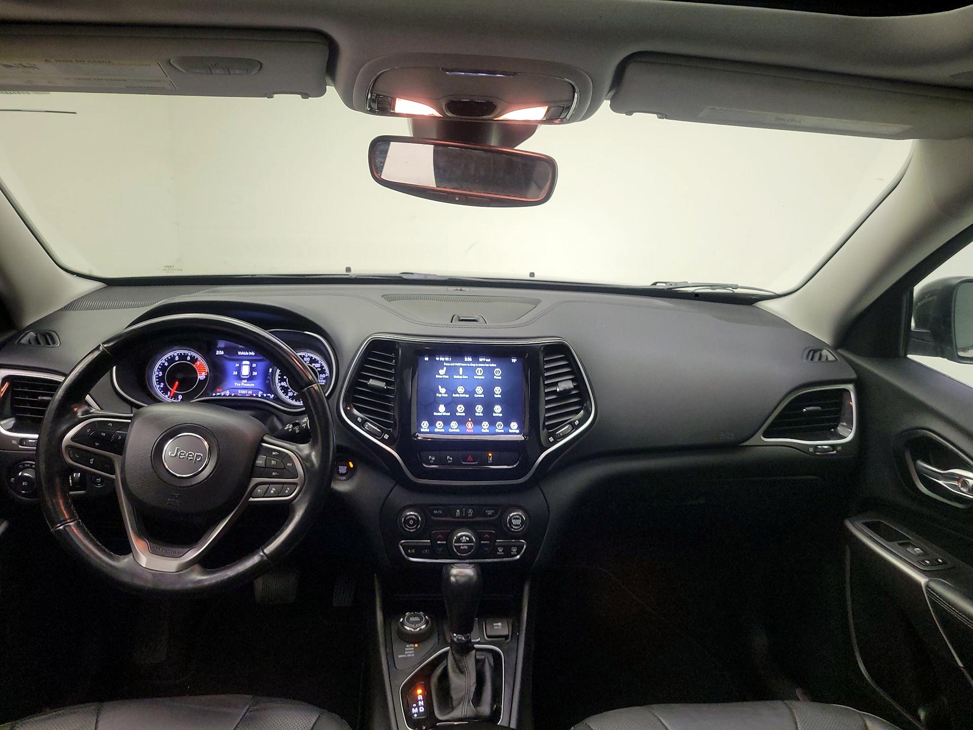 Thumbnail: 2021 Jeep Cherokee - 9