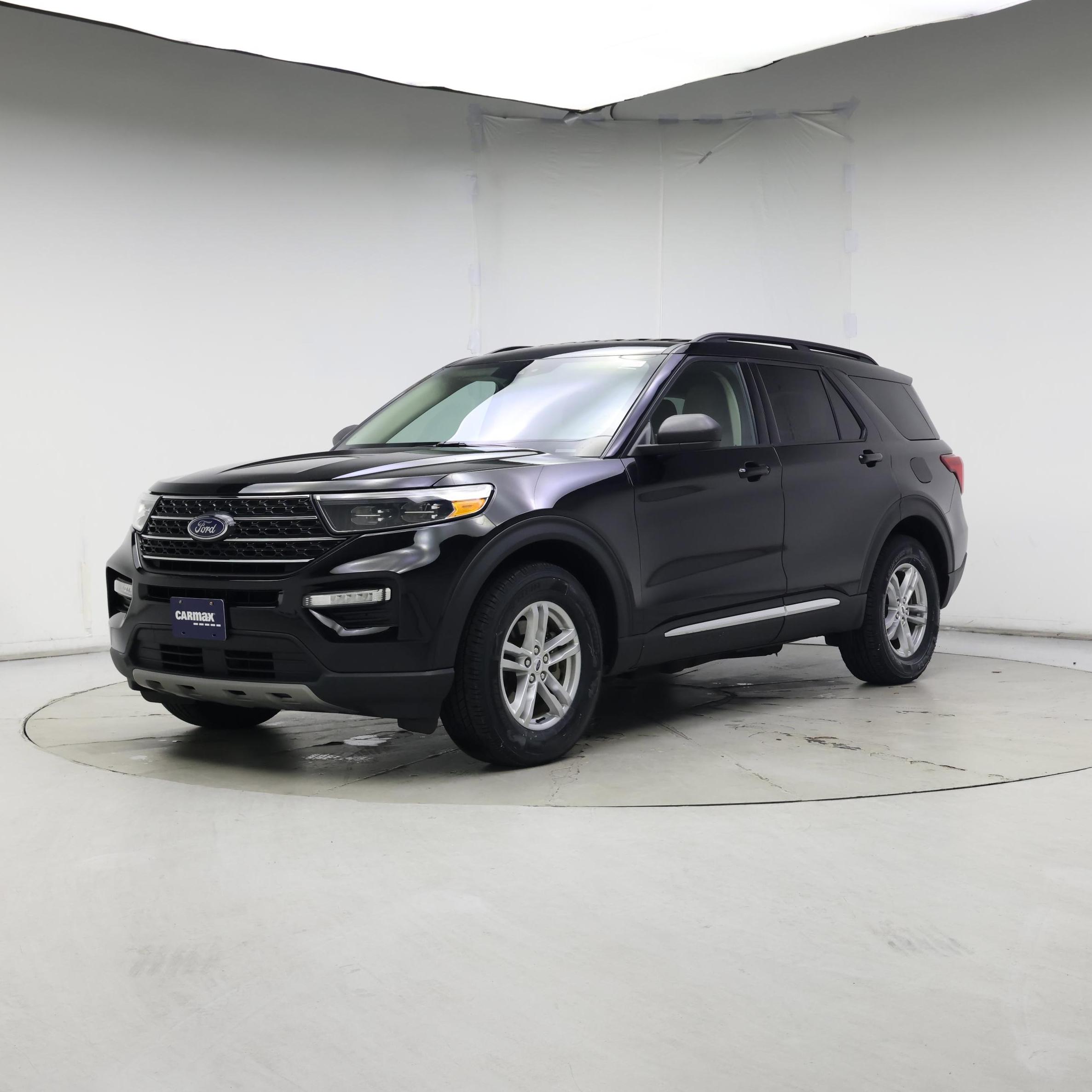 Thumbnail: 2023 Ford Explorer - 4