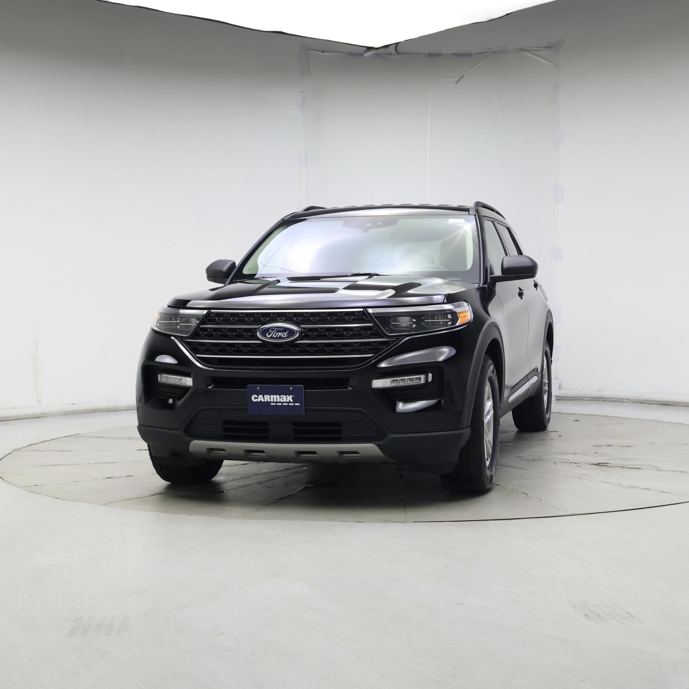 Thumbnail: 2023 Ford Explorer - 5