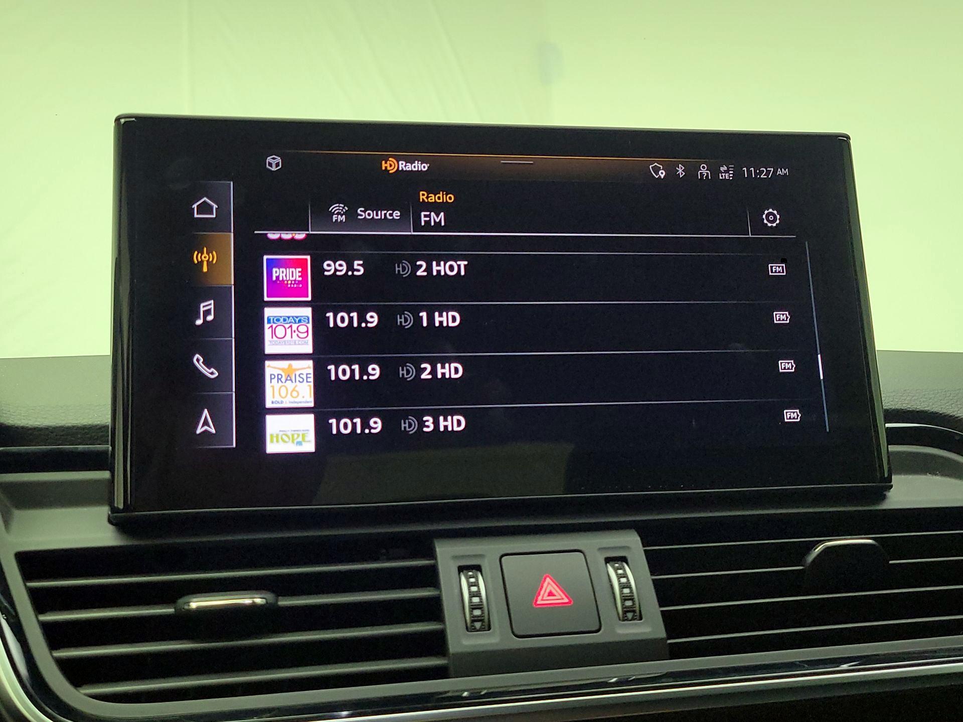 Thumbnail: 2022 Audi Q5 - 15