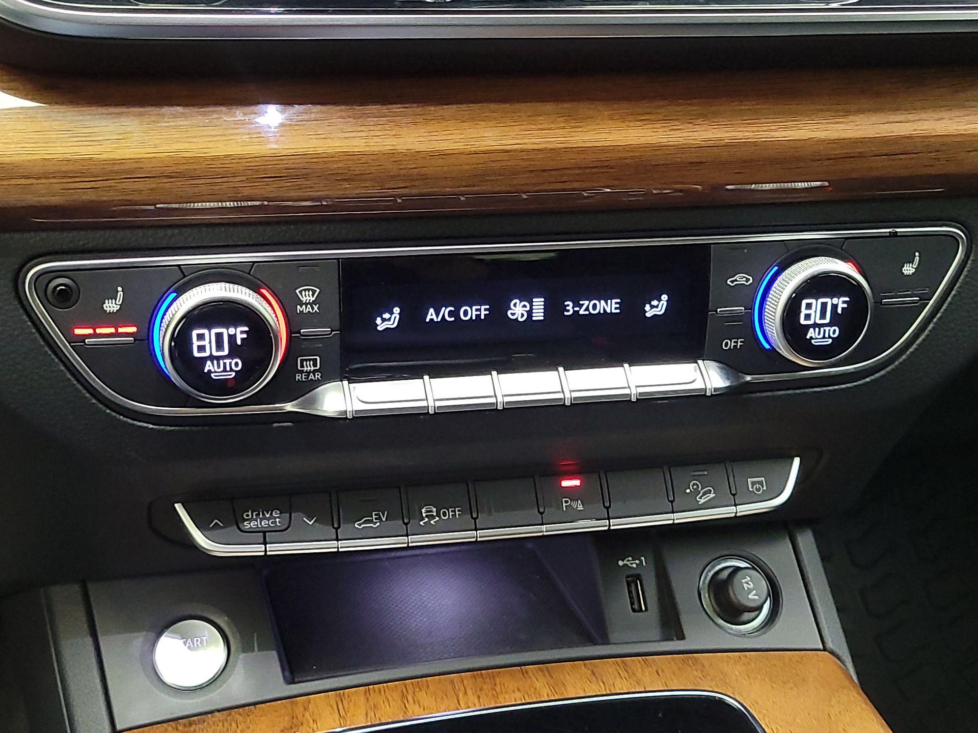 Thumbnail: 2022 Audi Q5 - 16