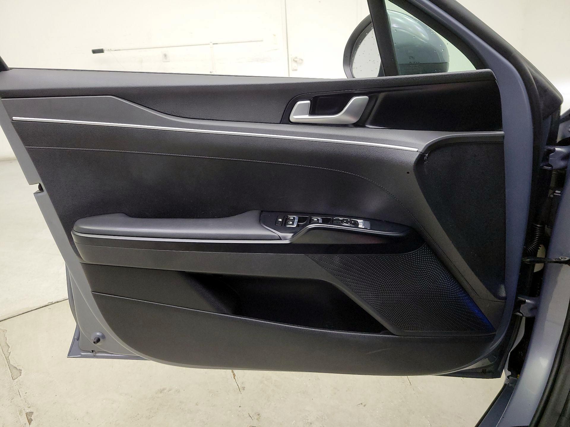 Thumbnail: 2022 Kia K5 - 12