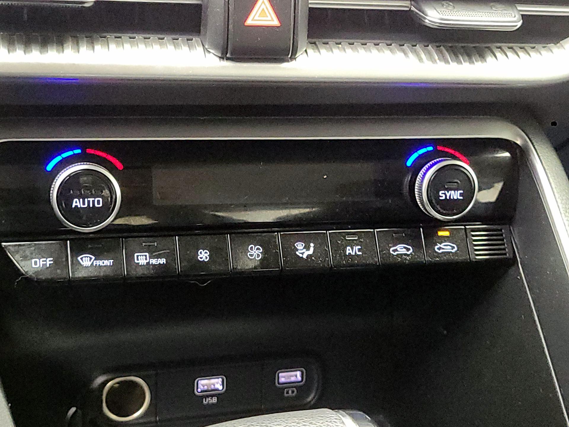 Thumbnail: 2022 Kia K5 - 16