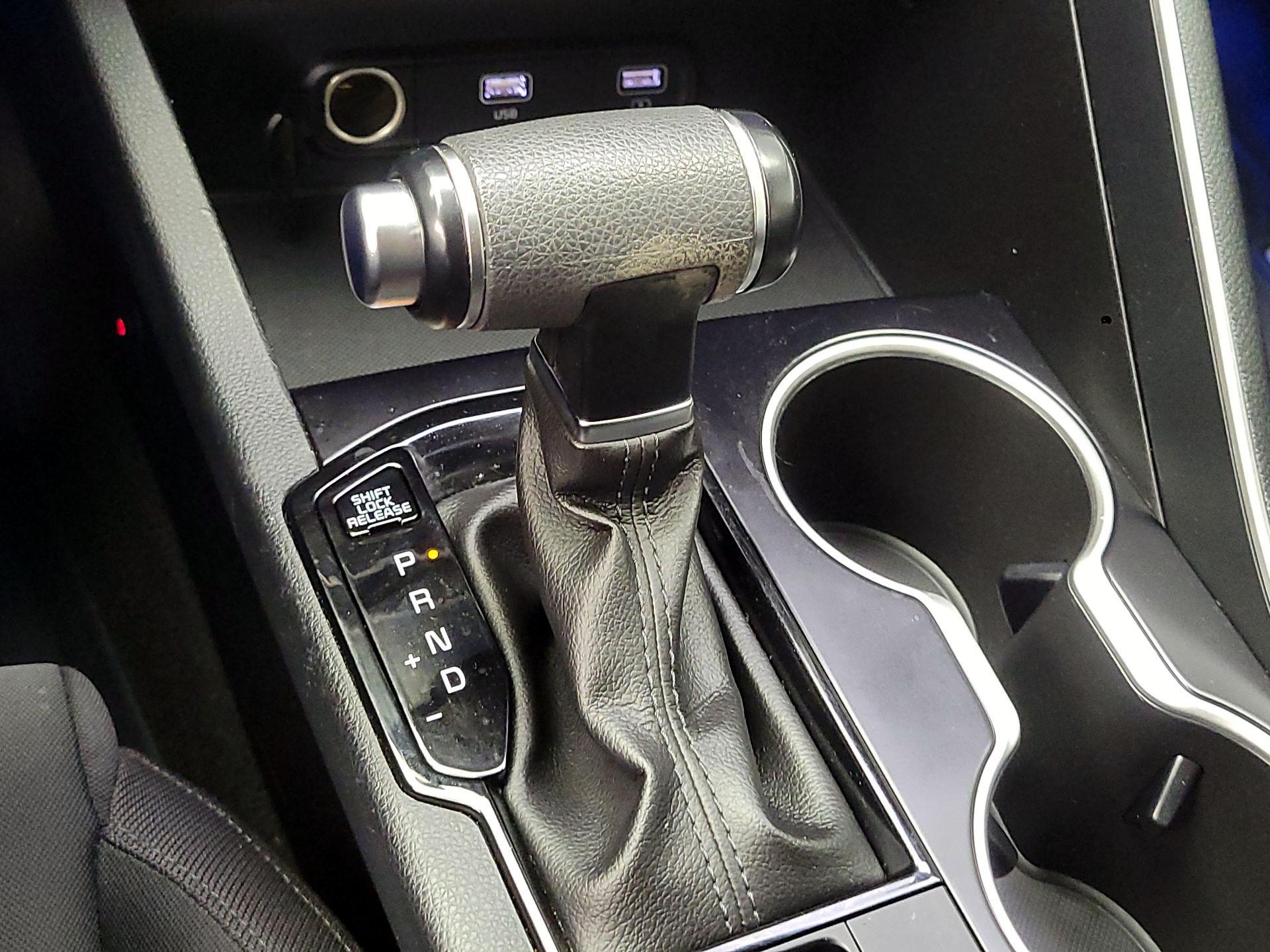 Thumbnail: 2022 Kia K5 - 17