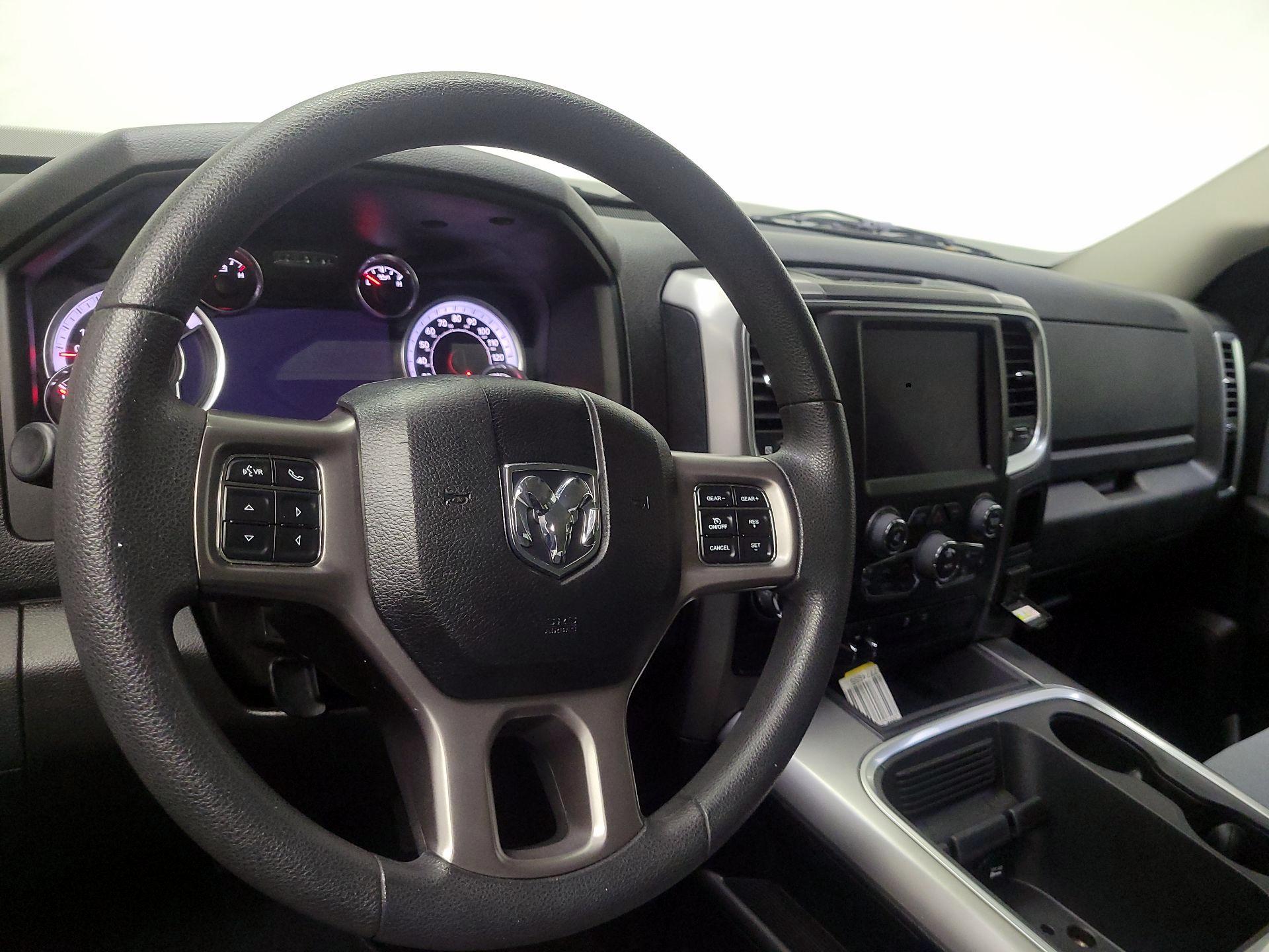 Thumbnail: 2023 RAM 1500 Classic - 10