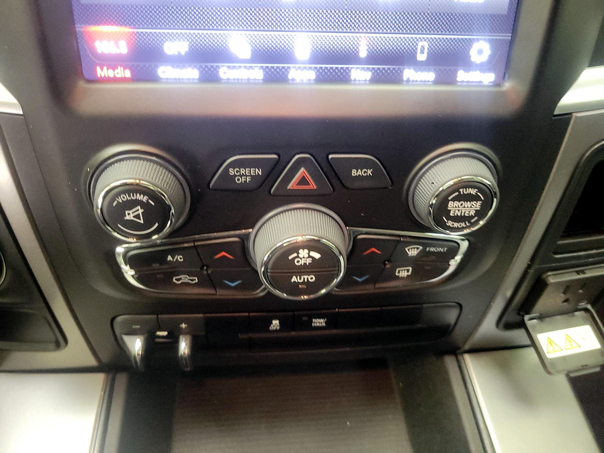 Thumbnail: 2023 RAM 1500 Classic - 16