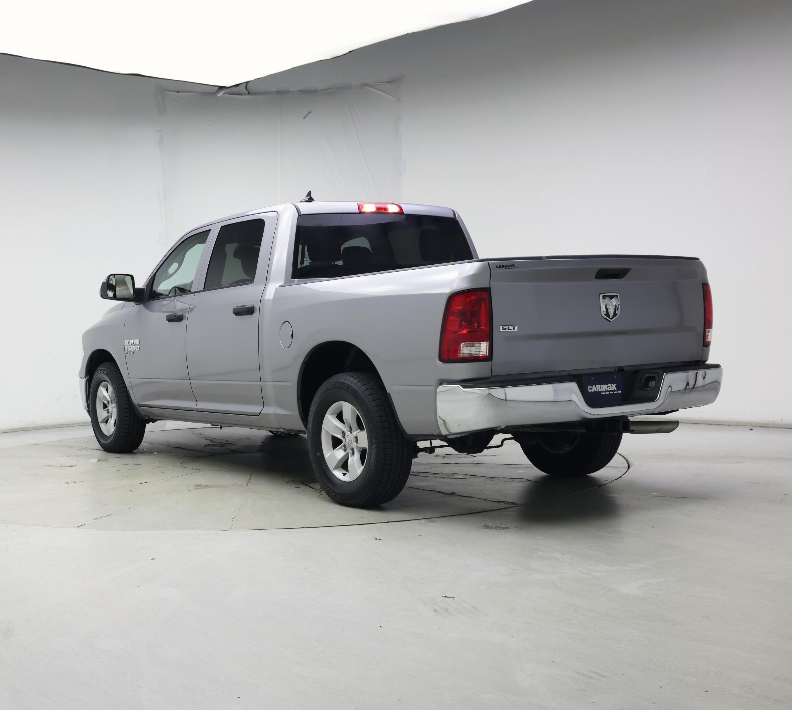 Thumbnail: 2023 RAM 1500 Classic - 2