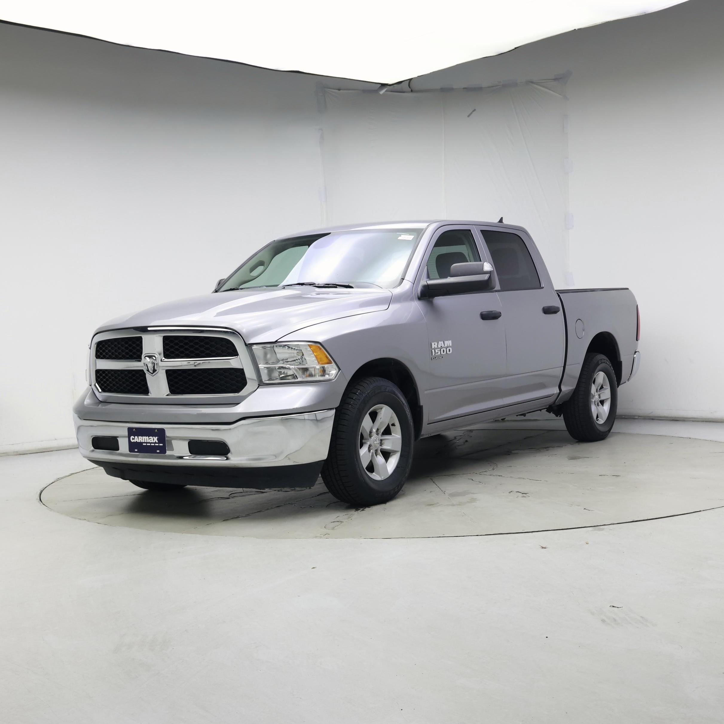 Thumbnail: 2023 RAM 1500 Classic - 4
