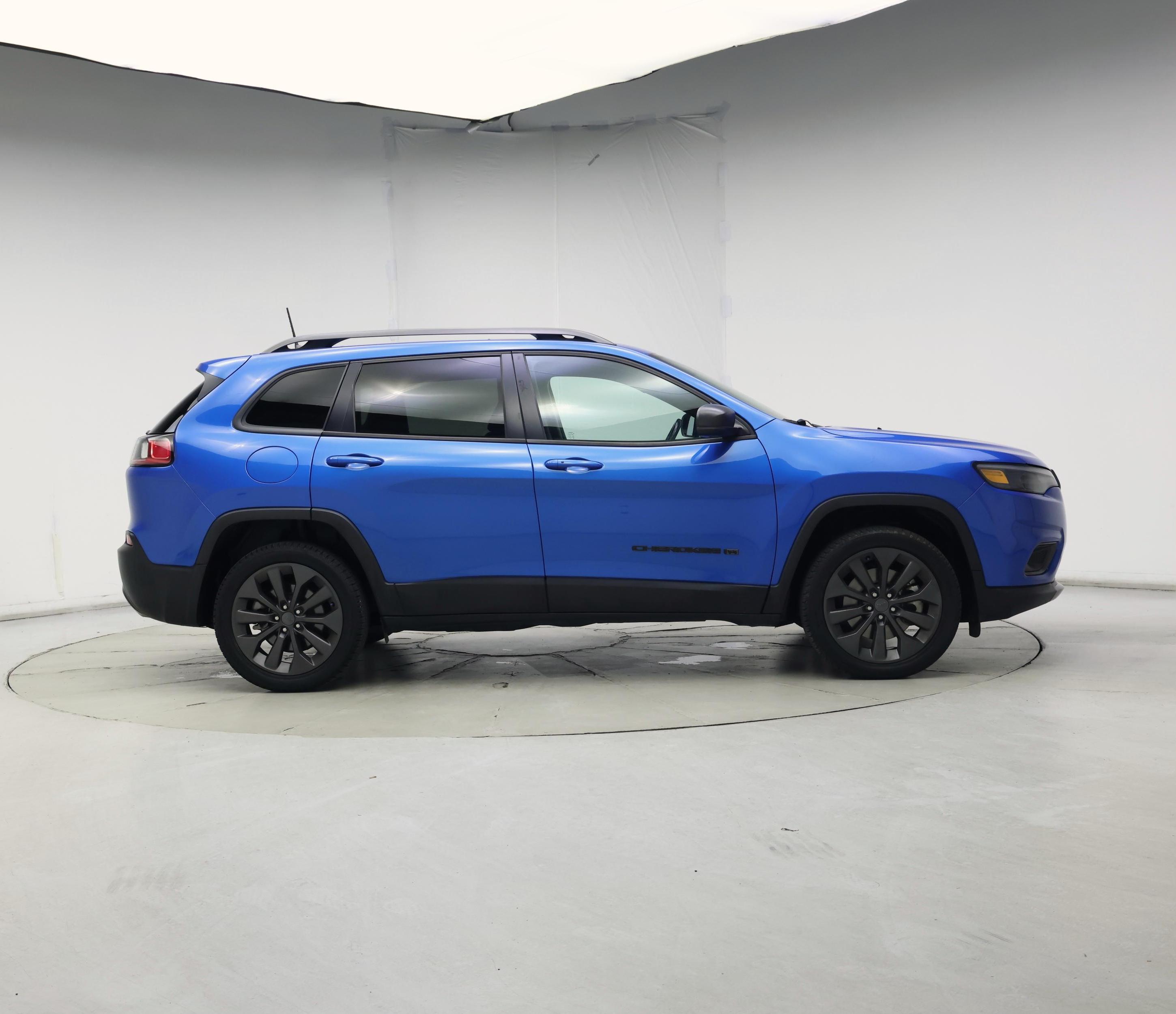Thumbnail: 2021 Jeep Cherokee - 7