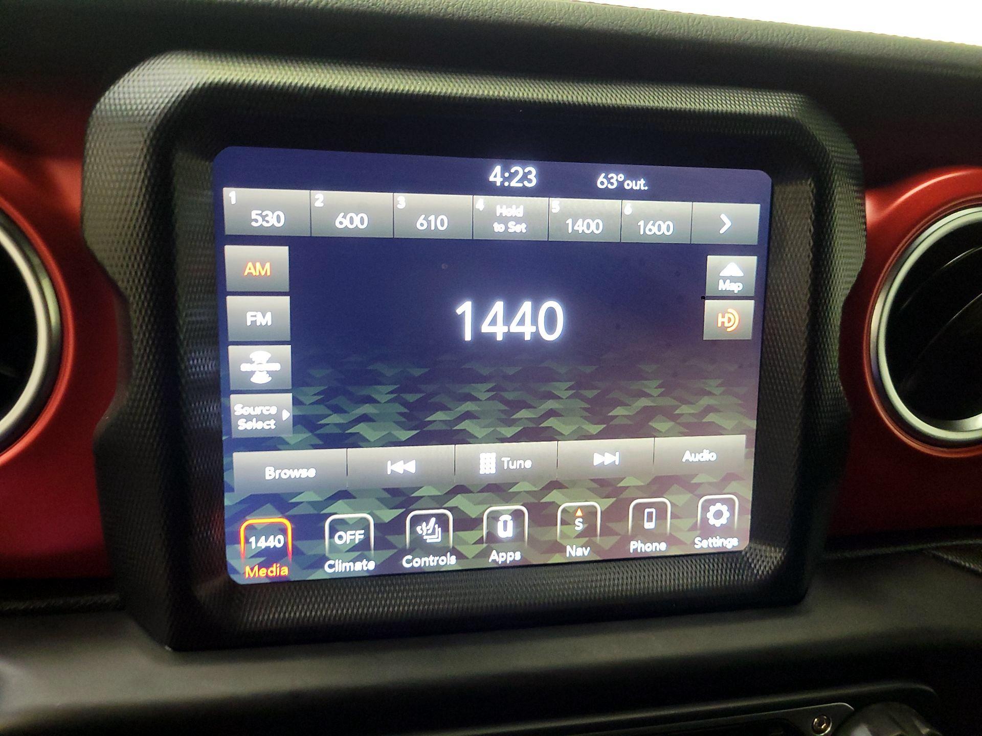 Thumbnail: 2021 Jeep Wrangler - 15