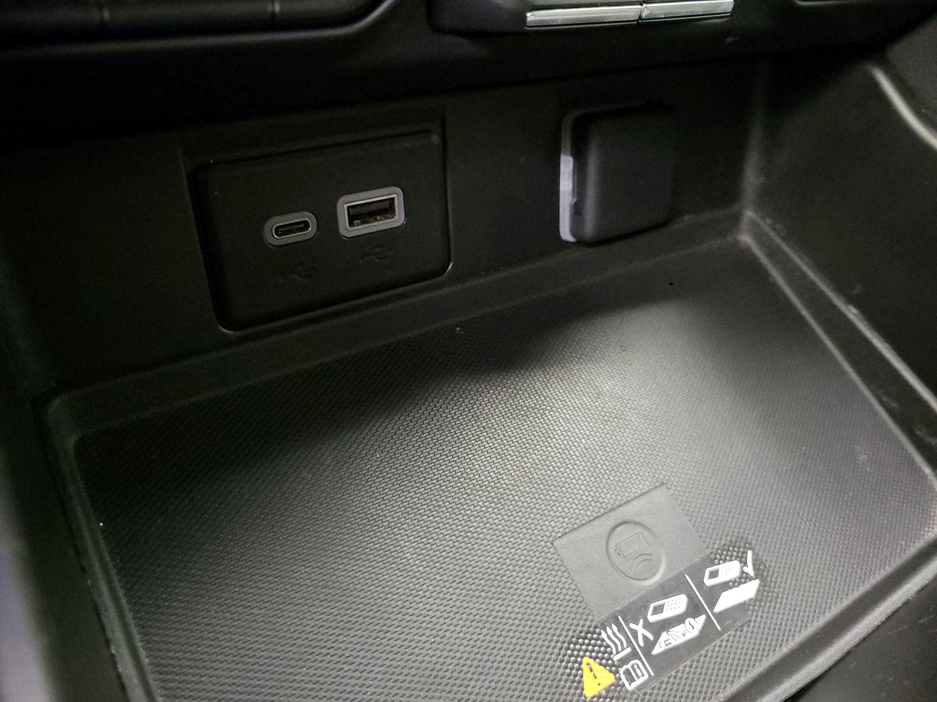 Thumbnail: 2023 Chevrolet Suburban - 19