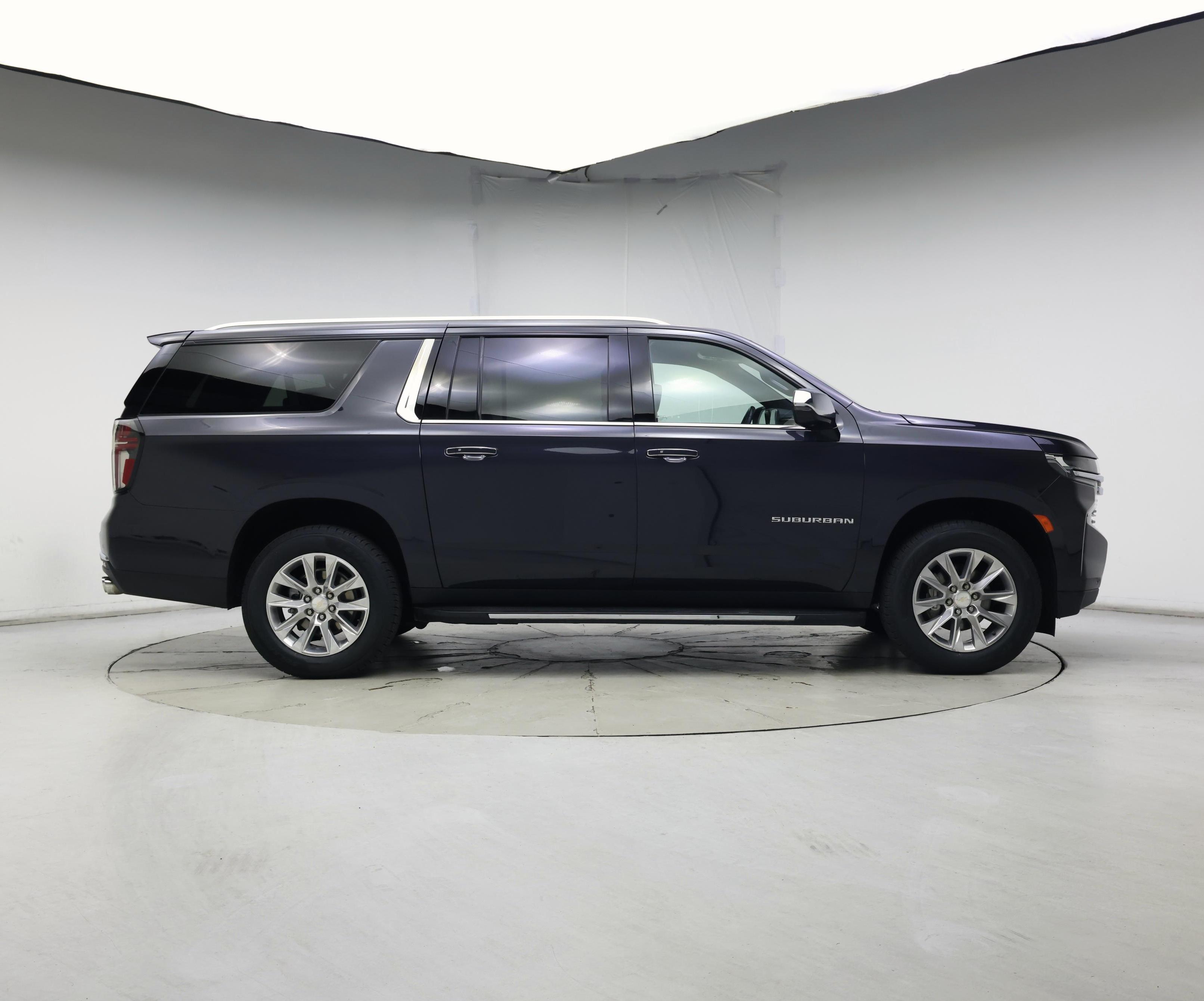 Thumbnail: 2023 Chevrolet Suburban - 7