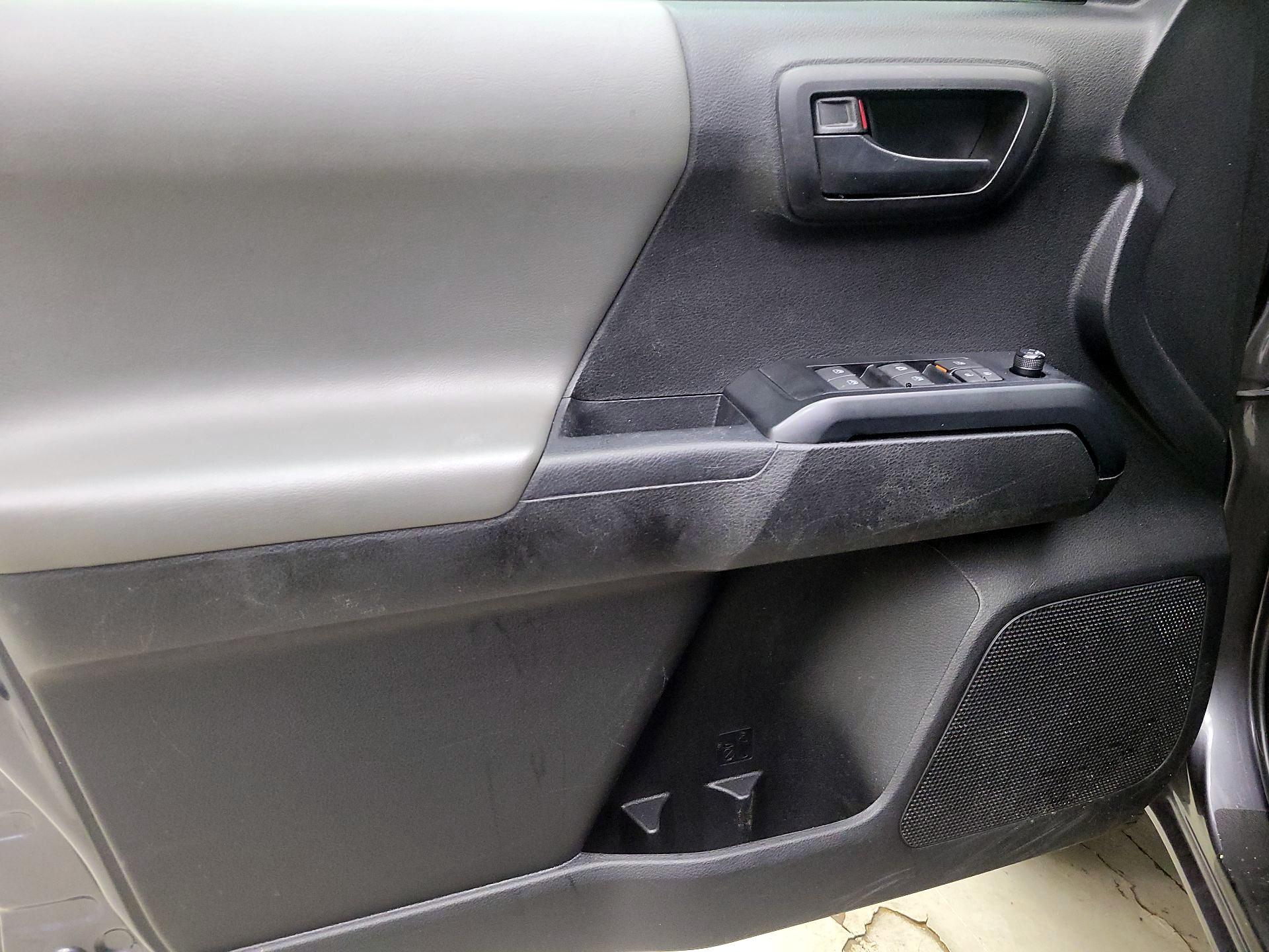 Thumbnail: 2023 Toyota Tacoma - 12