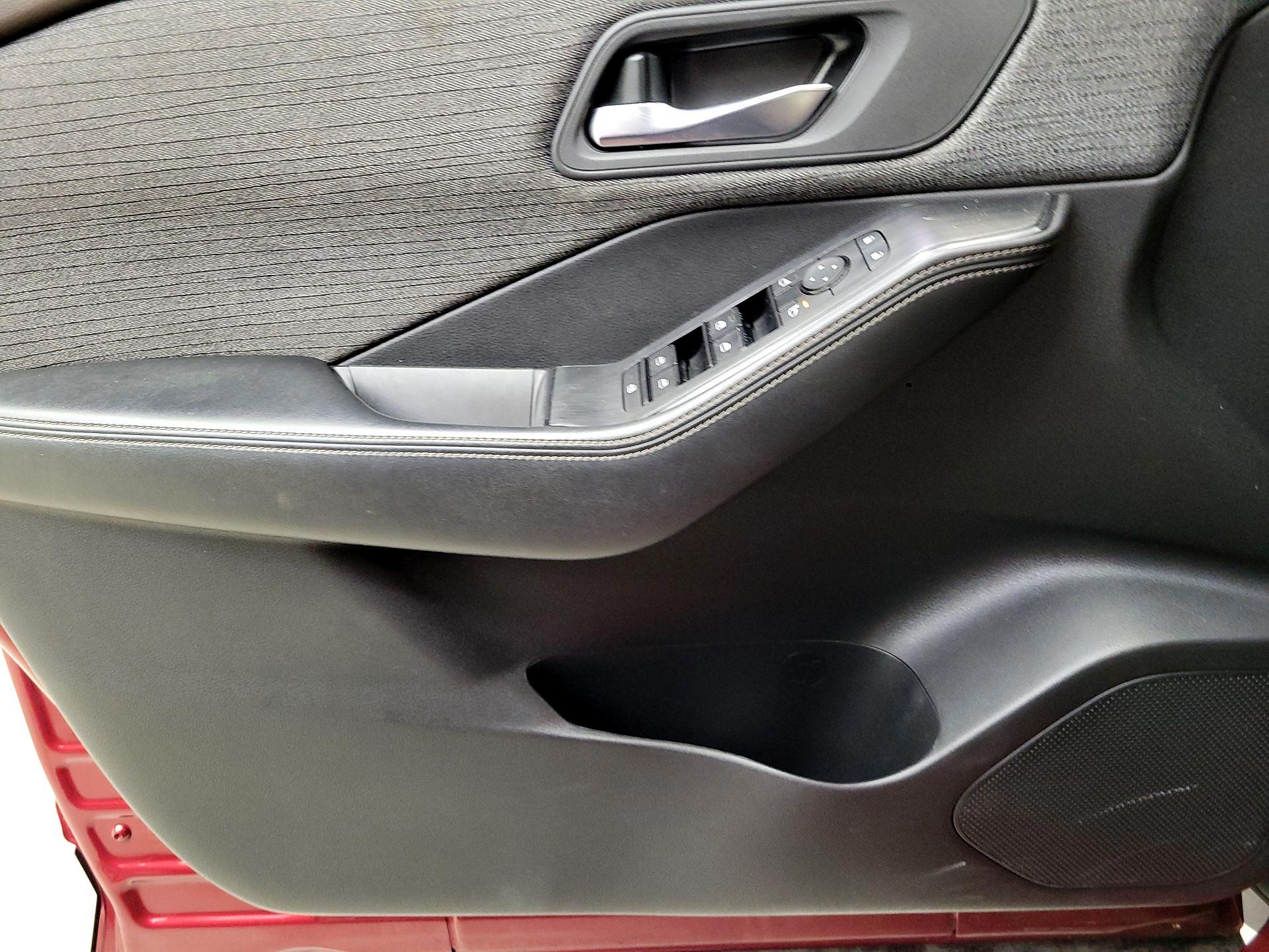 Thumbnail: 2022 Nissan Rogue - 12