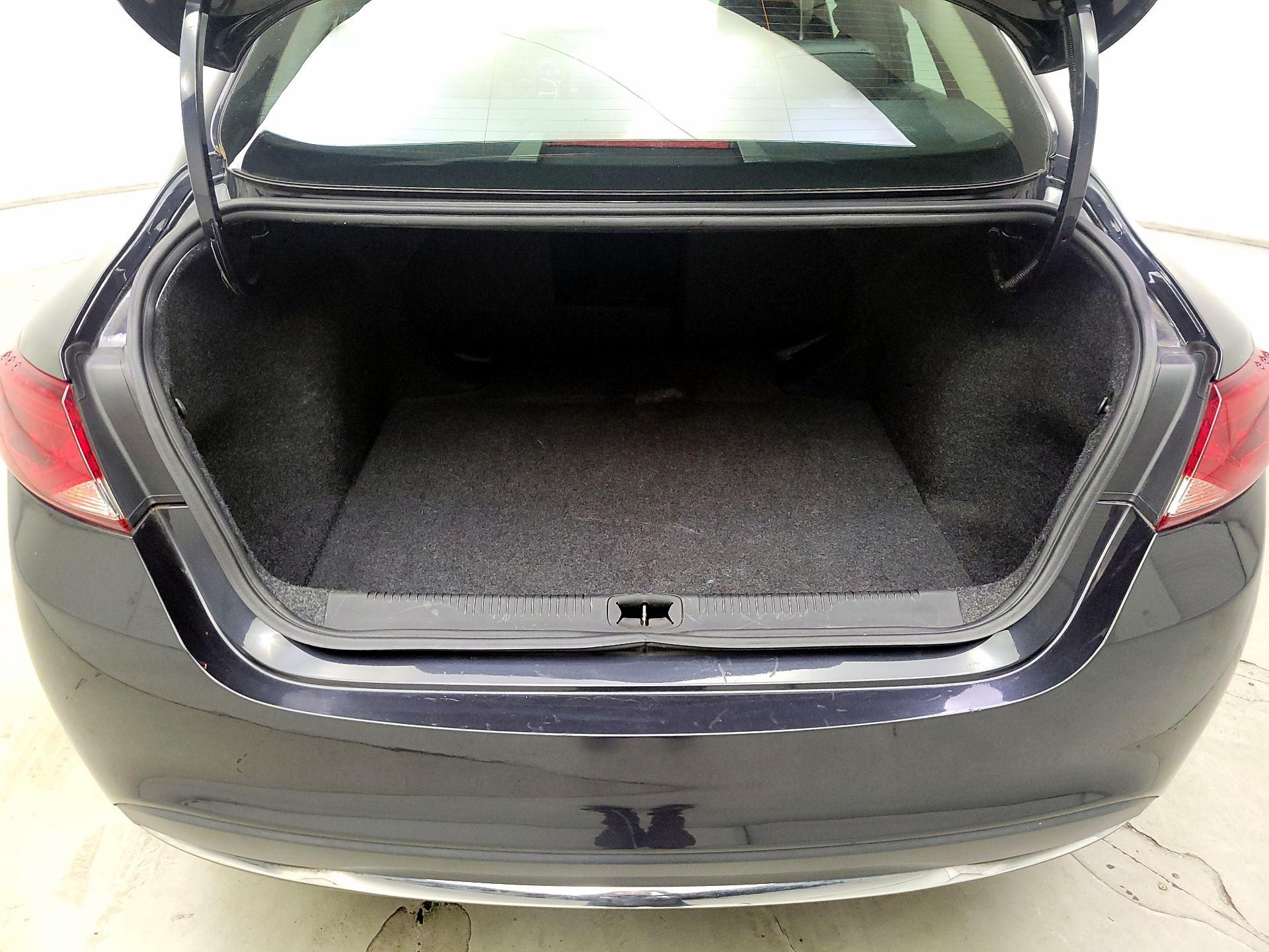 Thumbnail: 2016 Chrysler 200 - 20