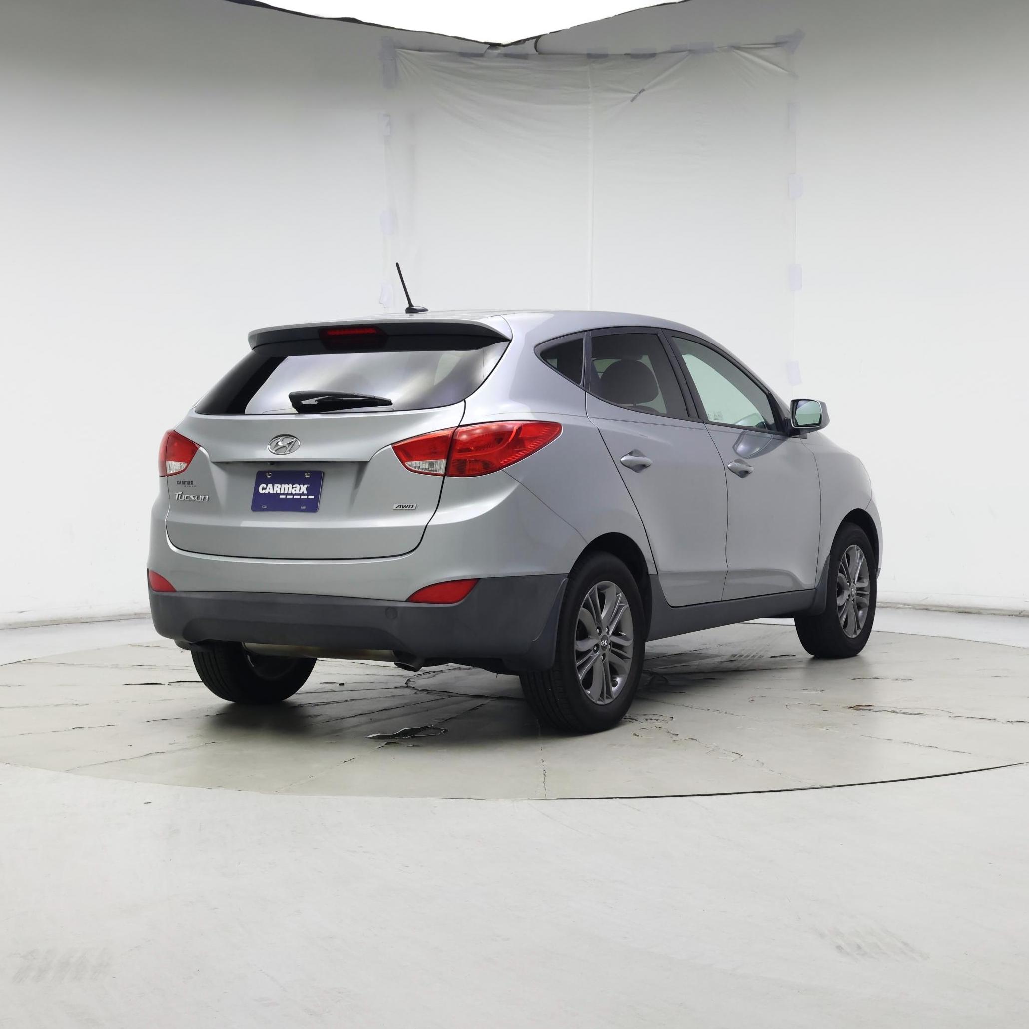 Thumbnail: 2015 Hyundai Tucson - 8