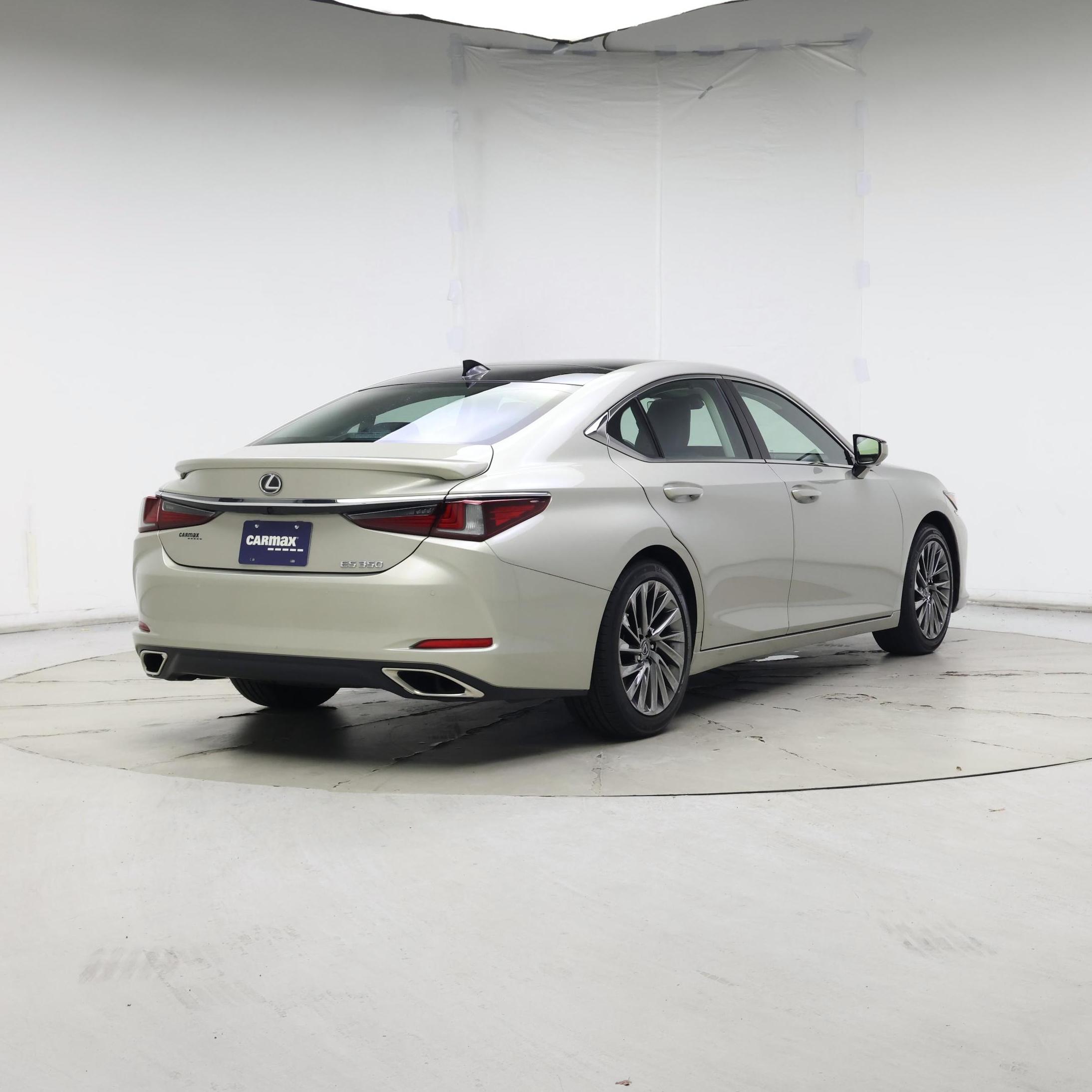 Thumbnail: 2025 Lexus ES - 8