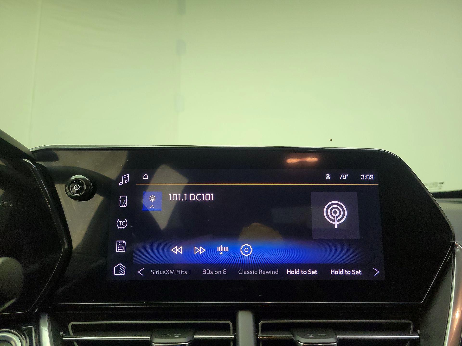 Thumbnail: 2025 Chevrolet Trax - 15