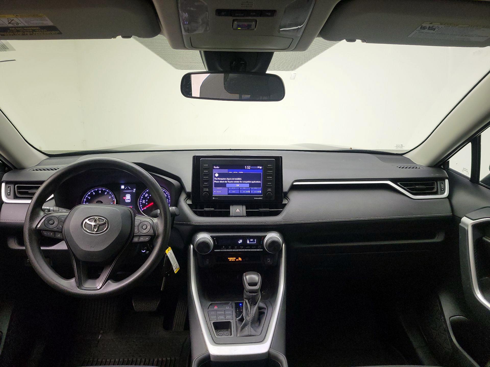 Thumbnail: 2022 Toyota RAV4 - 9