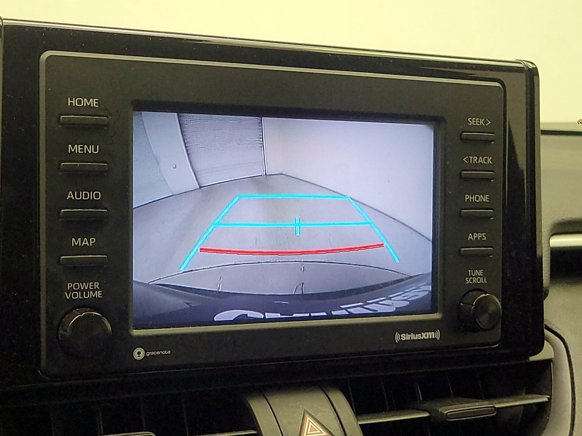 Thumbnail: 2022 Toyota RAV4 - 14