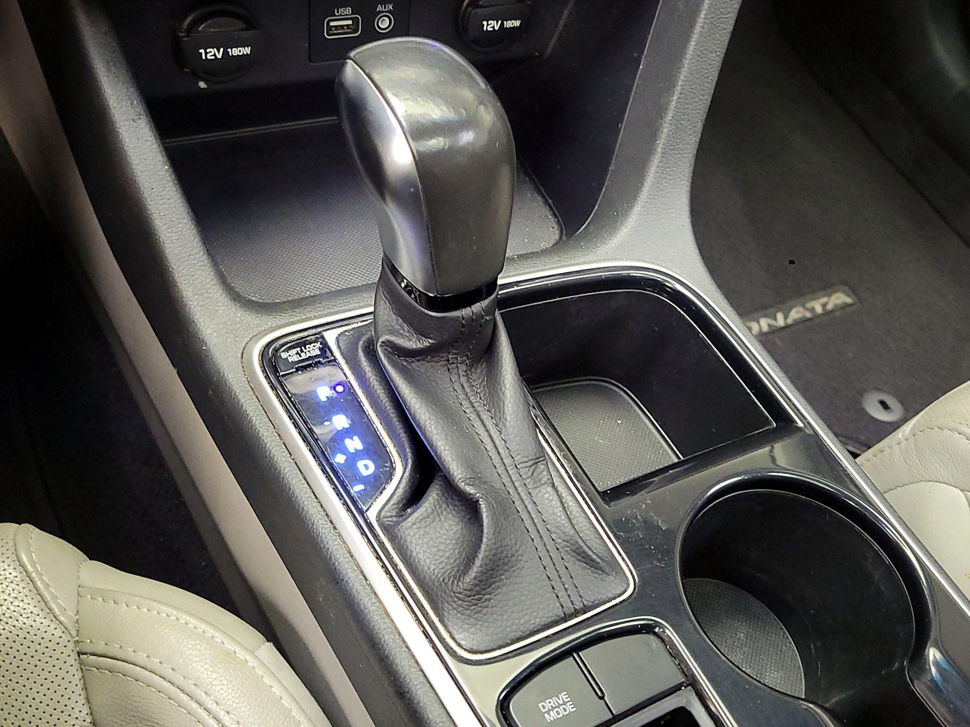 Thumbnail: 2018 Hyundai Sonata - 17