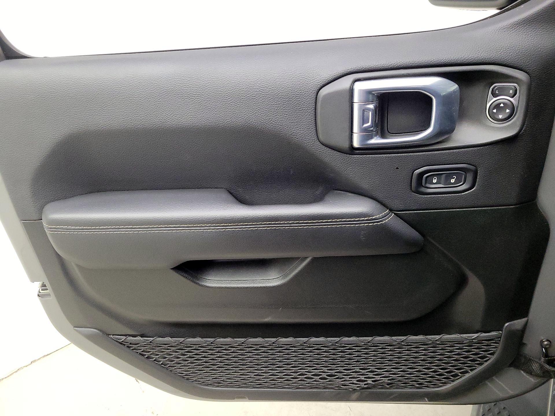 Thumbnail: 2022 Jeep Gladiator - 12