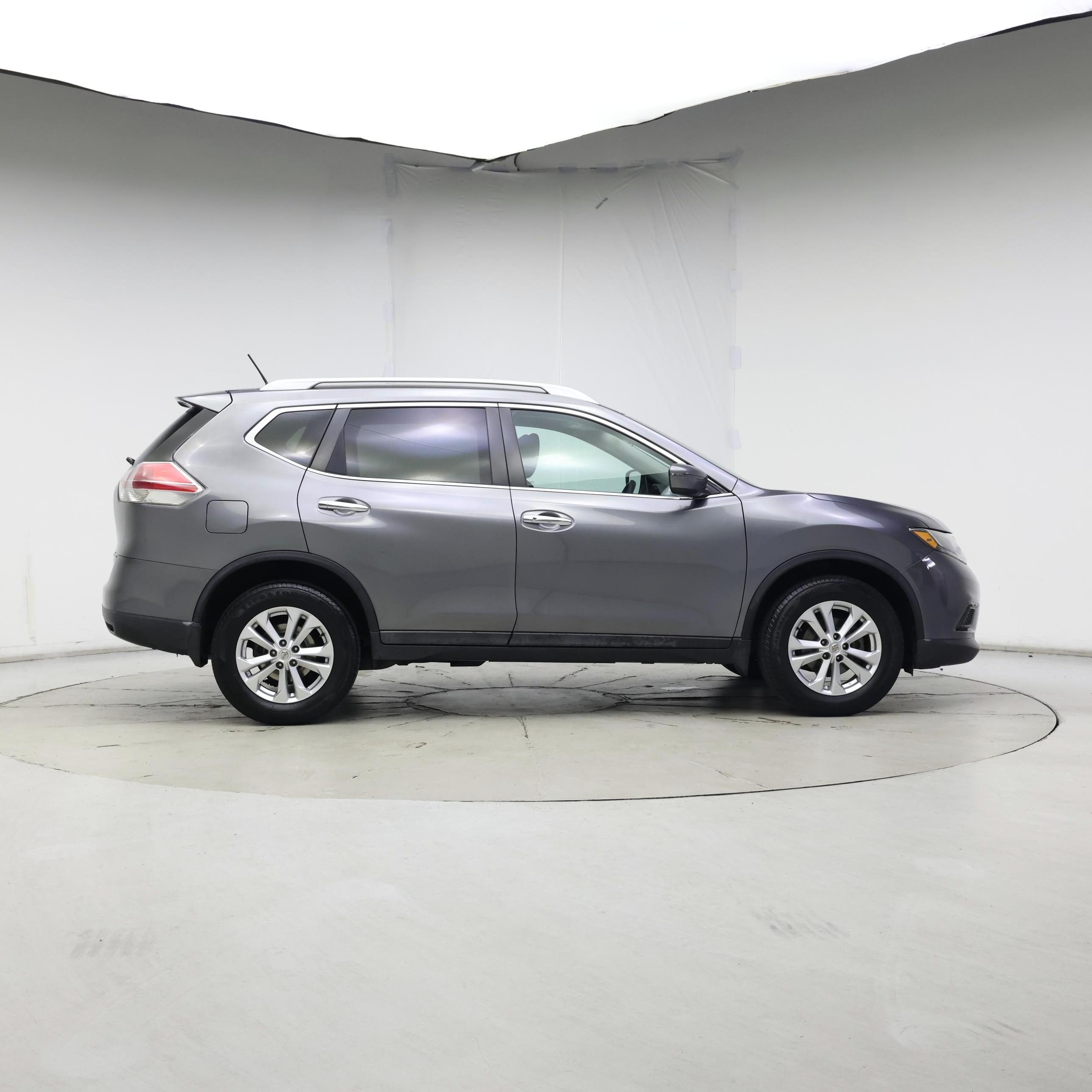 Thumbnail: 2016 Nissan Rogue - 7
