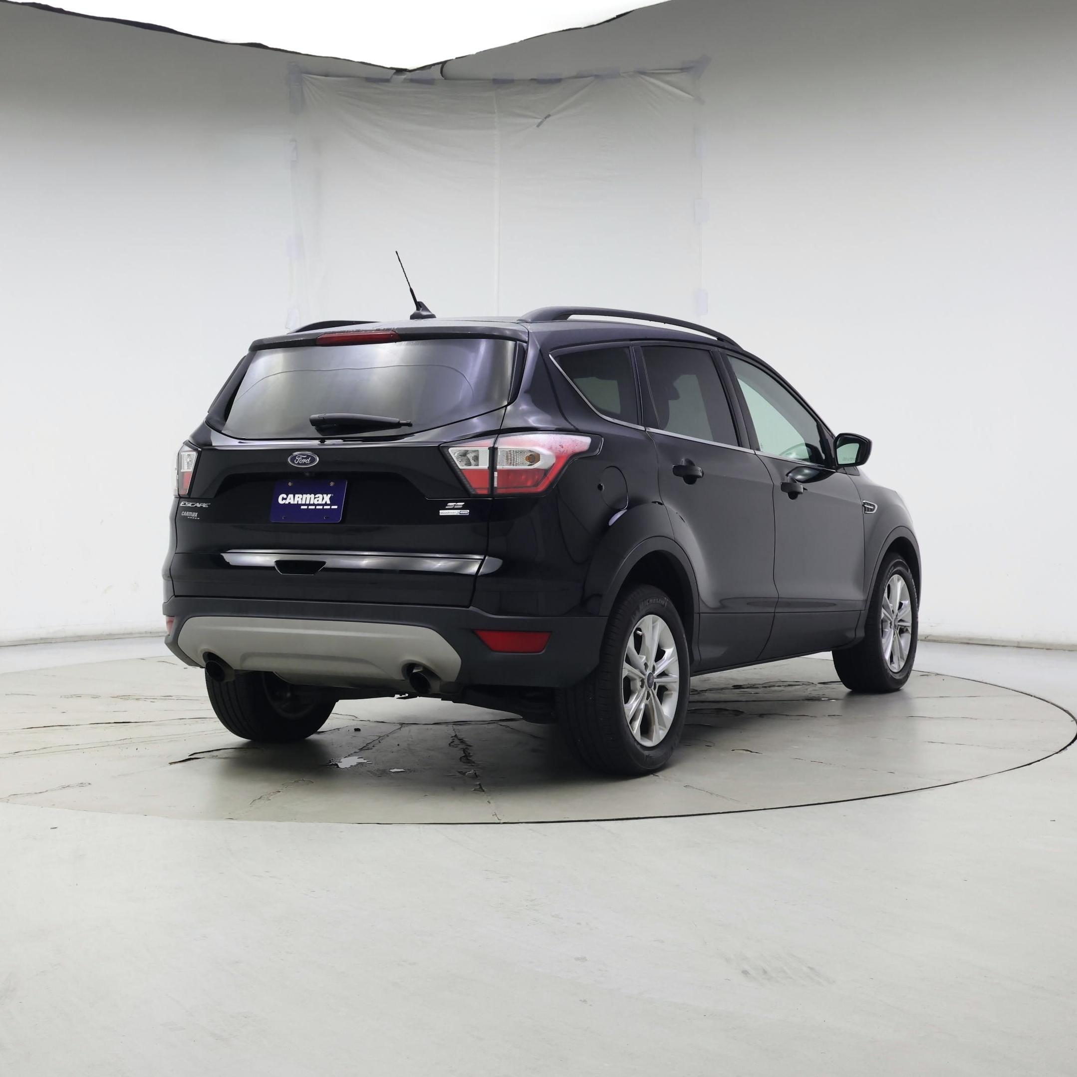 Thumbnail: 2018 Ford Escape - 8