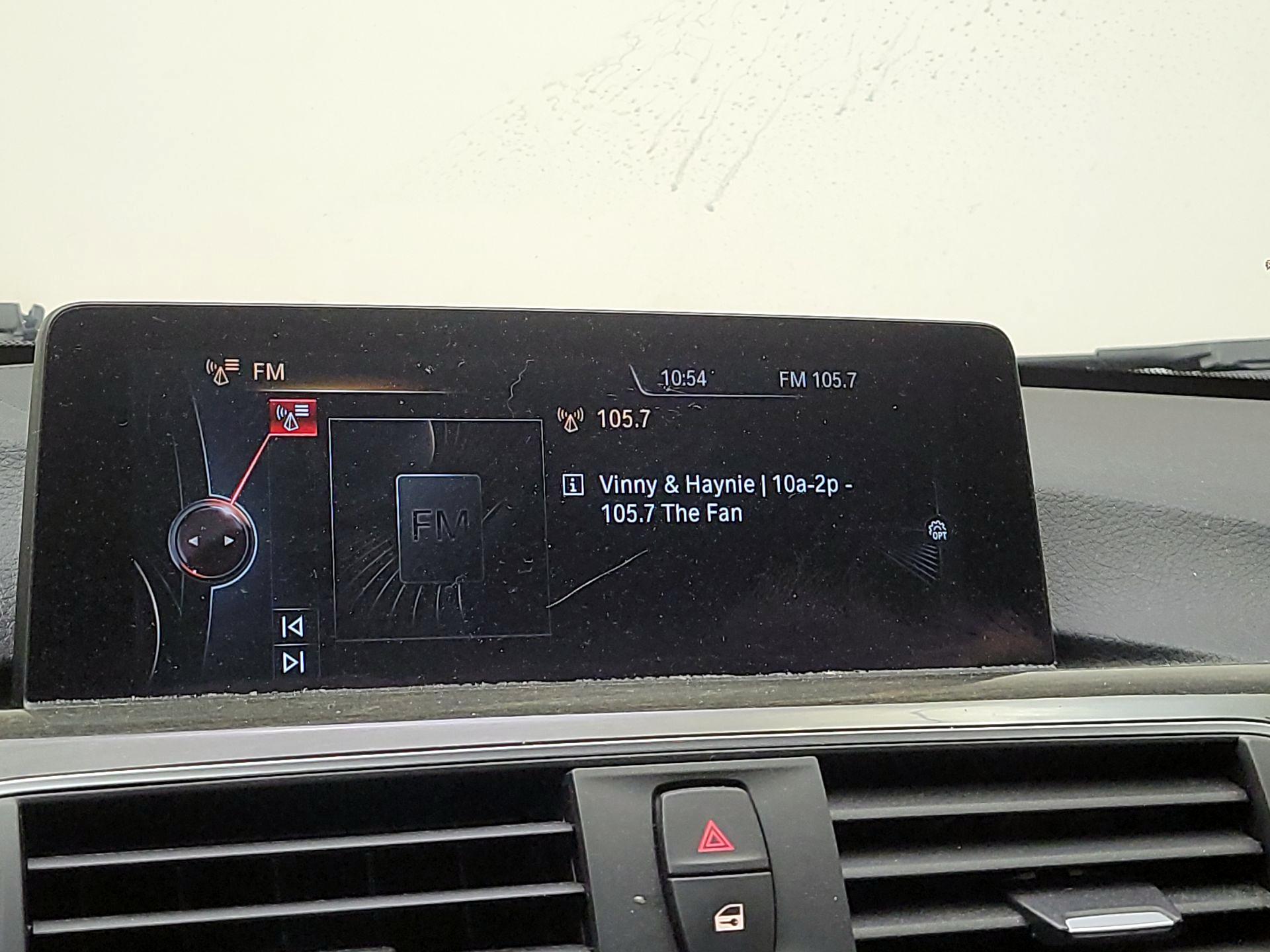 Thumbnail: 2016 BMW 3 Series - 16