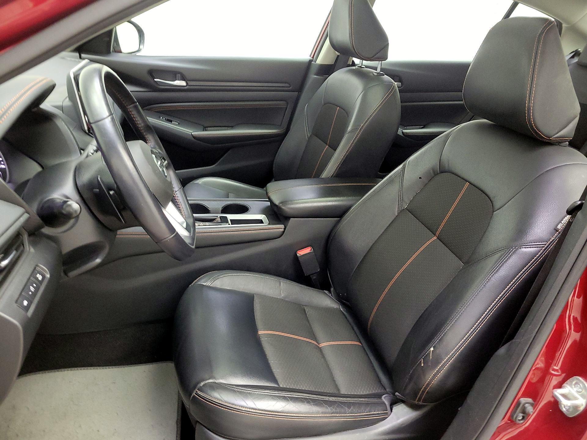 Thumbnail: 2020 Nissan Altima - 11