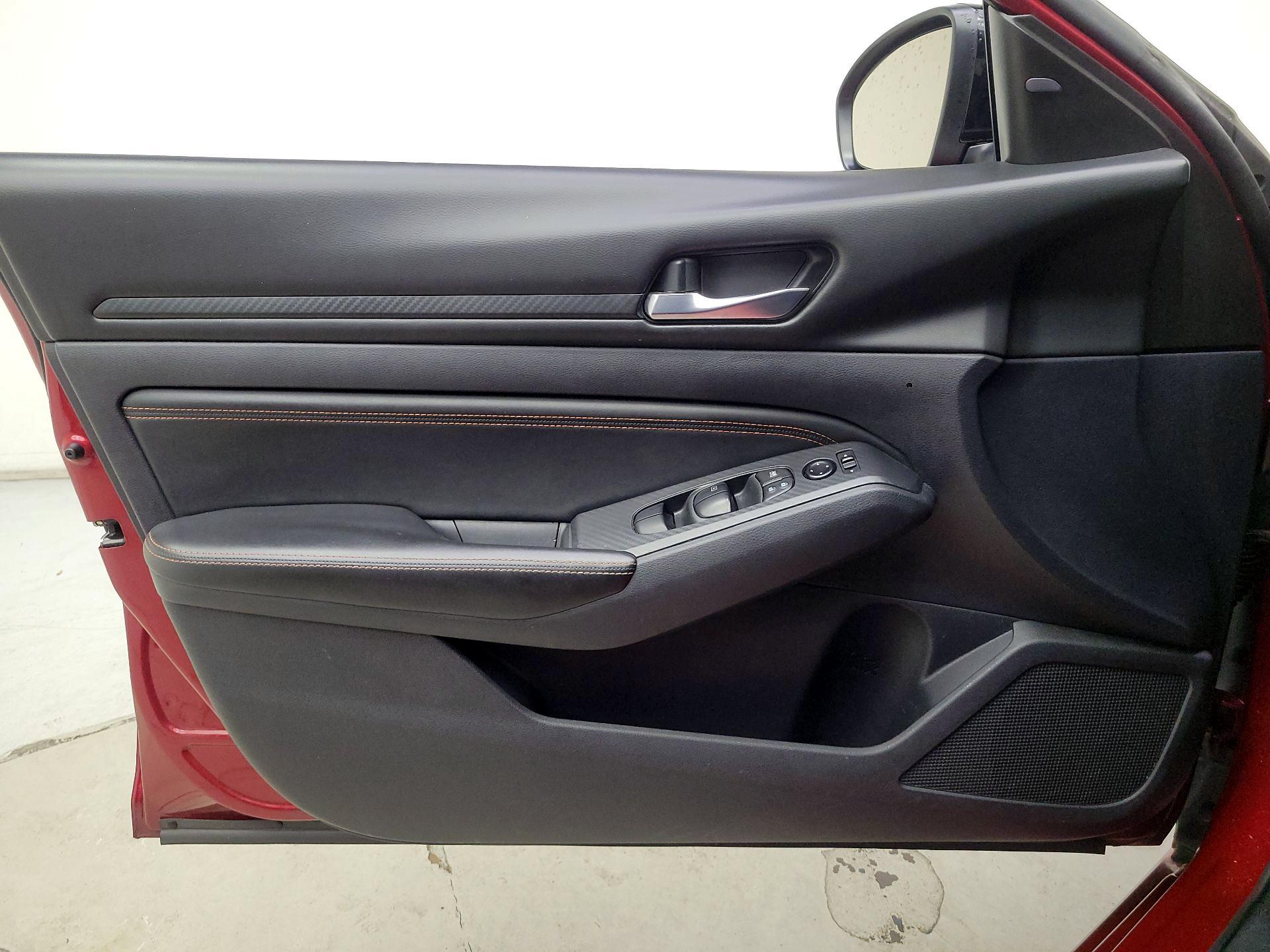 Thumbnail: 2020 Nissan Altima - 12