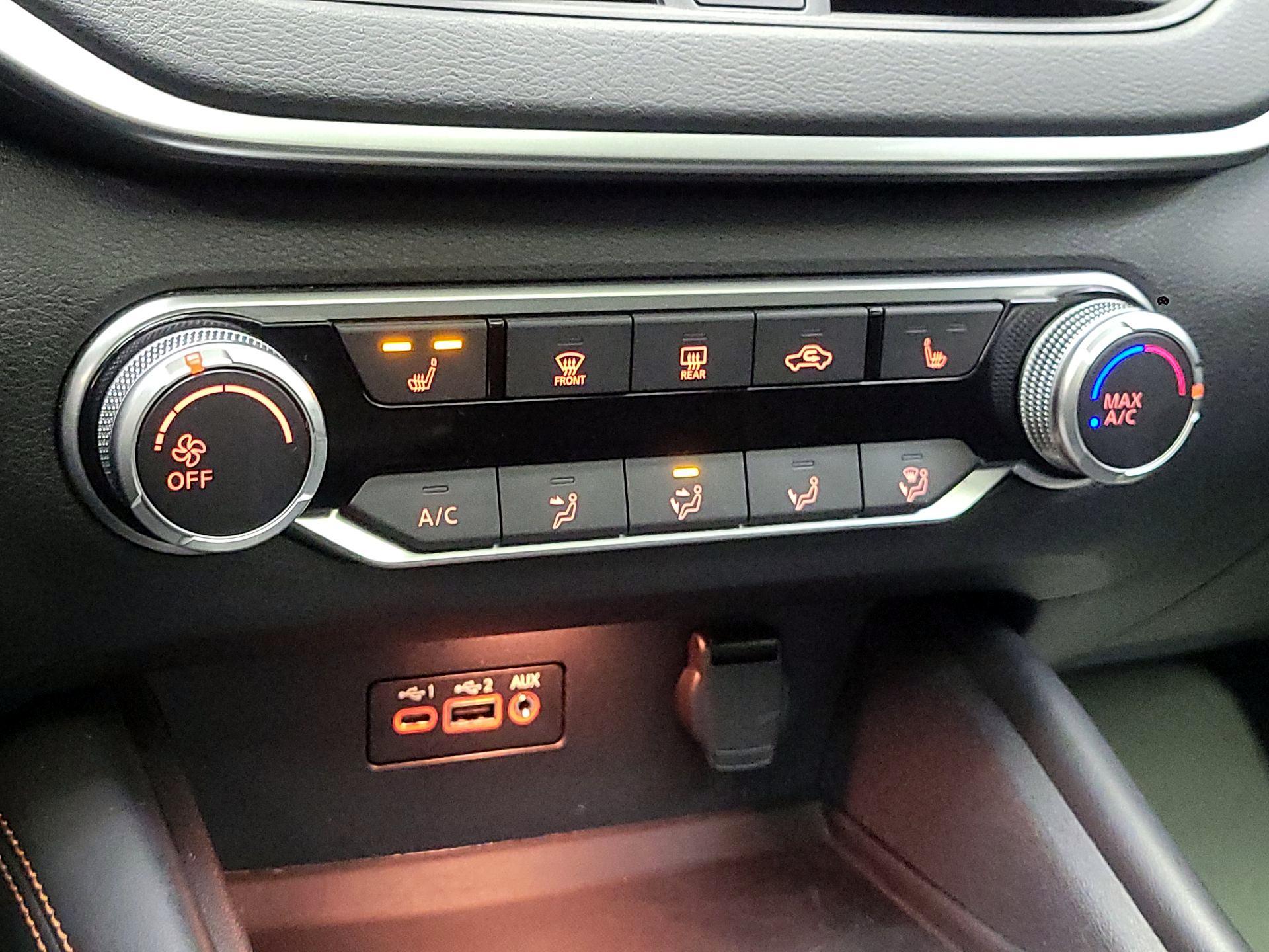 Thumbnail: 2020 Nissan Altima - 16