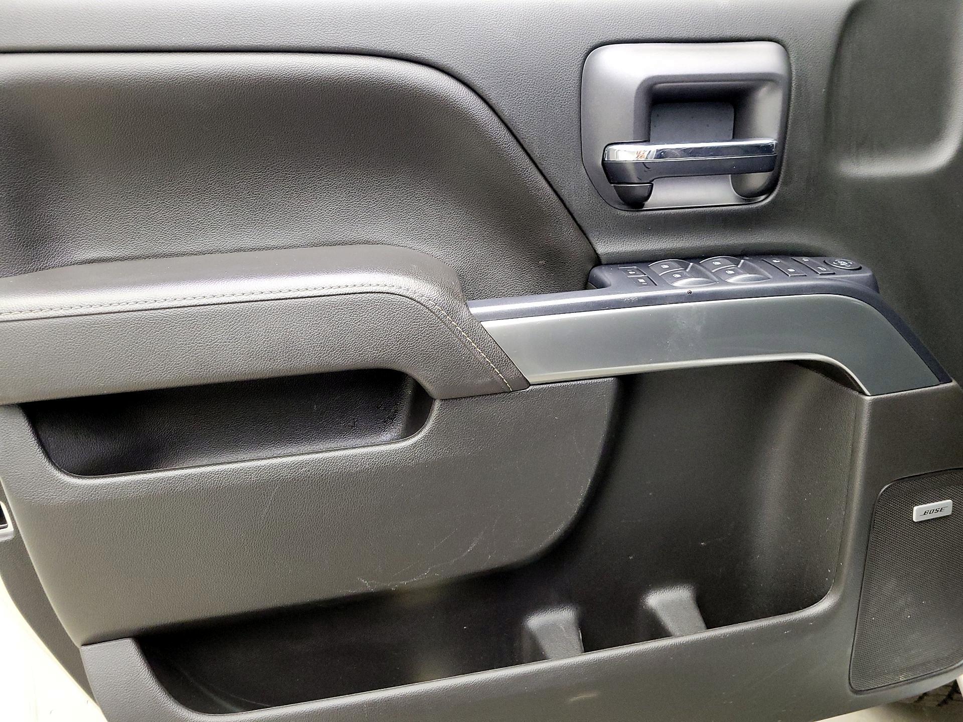 Thumbnail: 2017 Chevrolet Silverado 1500 - 12