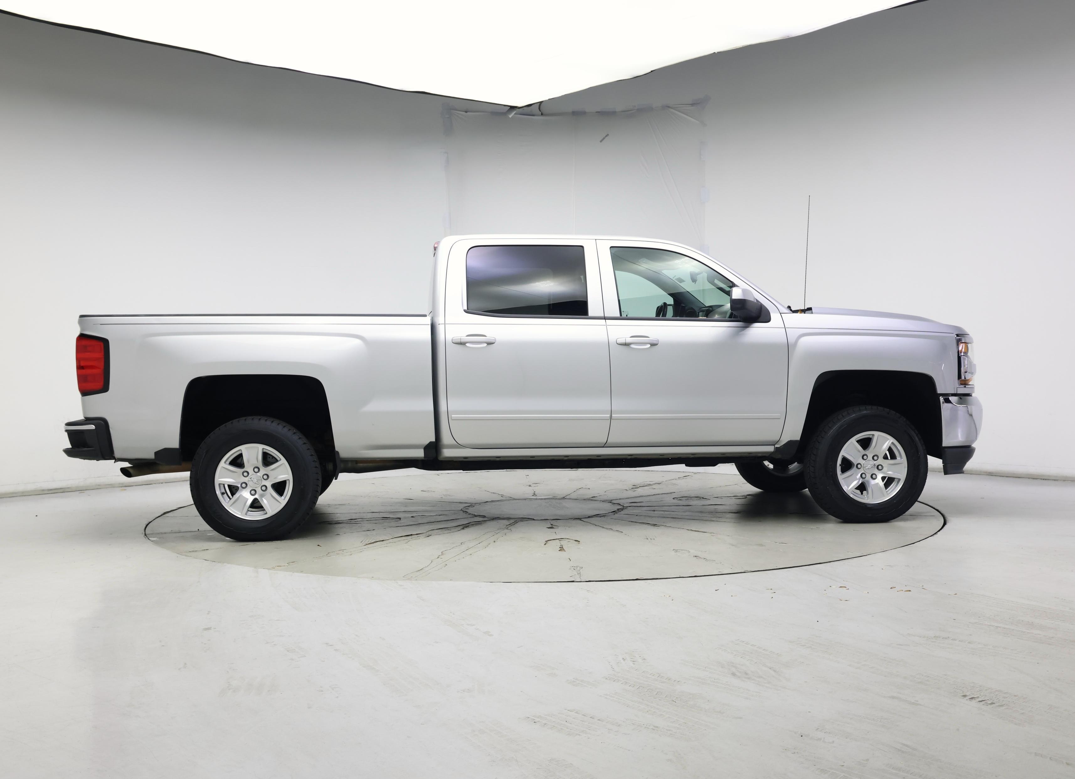 Thumbnail: 2017 Chevrolet Silverado 1500 - 7