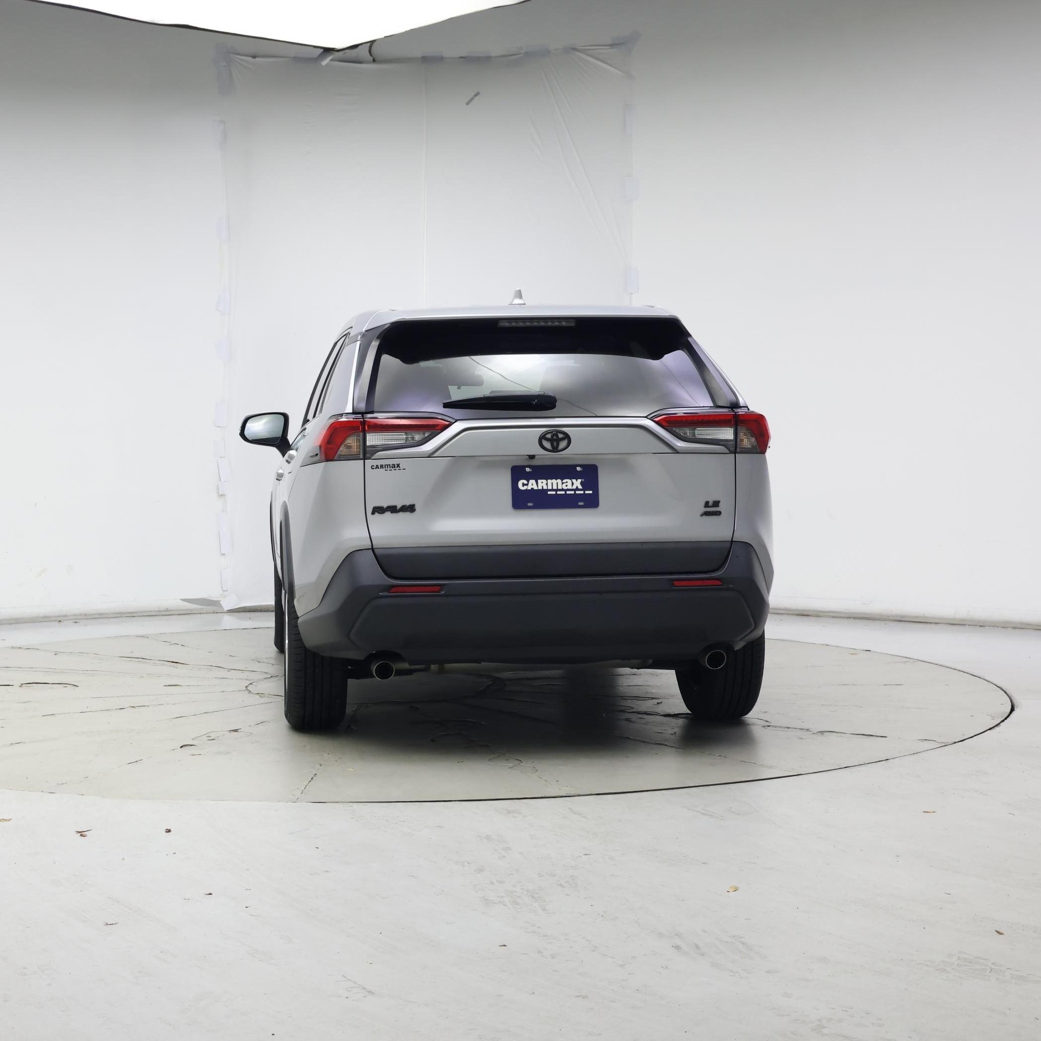 Thumbnail: 2022 Toyota RAV4 - 6