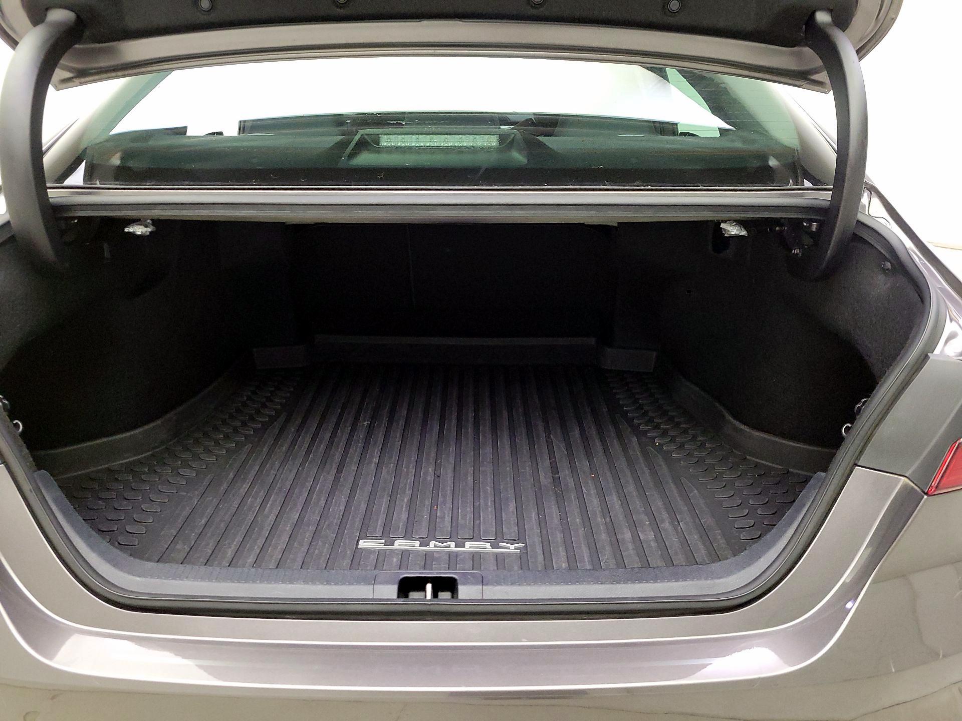 Thumbnail: 2023 Toyota Camry - 20