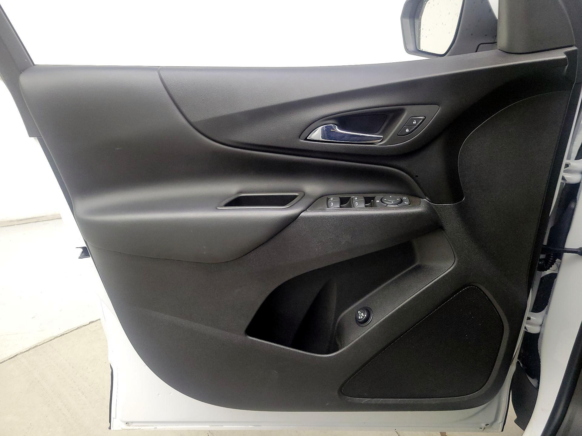 Thumbnail: 2023 Chevrolet Equinox - 12