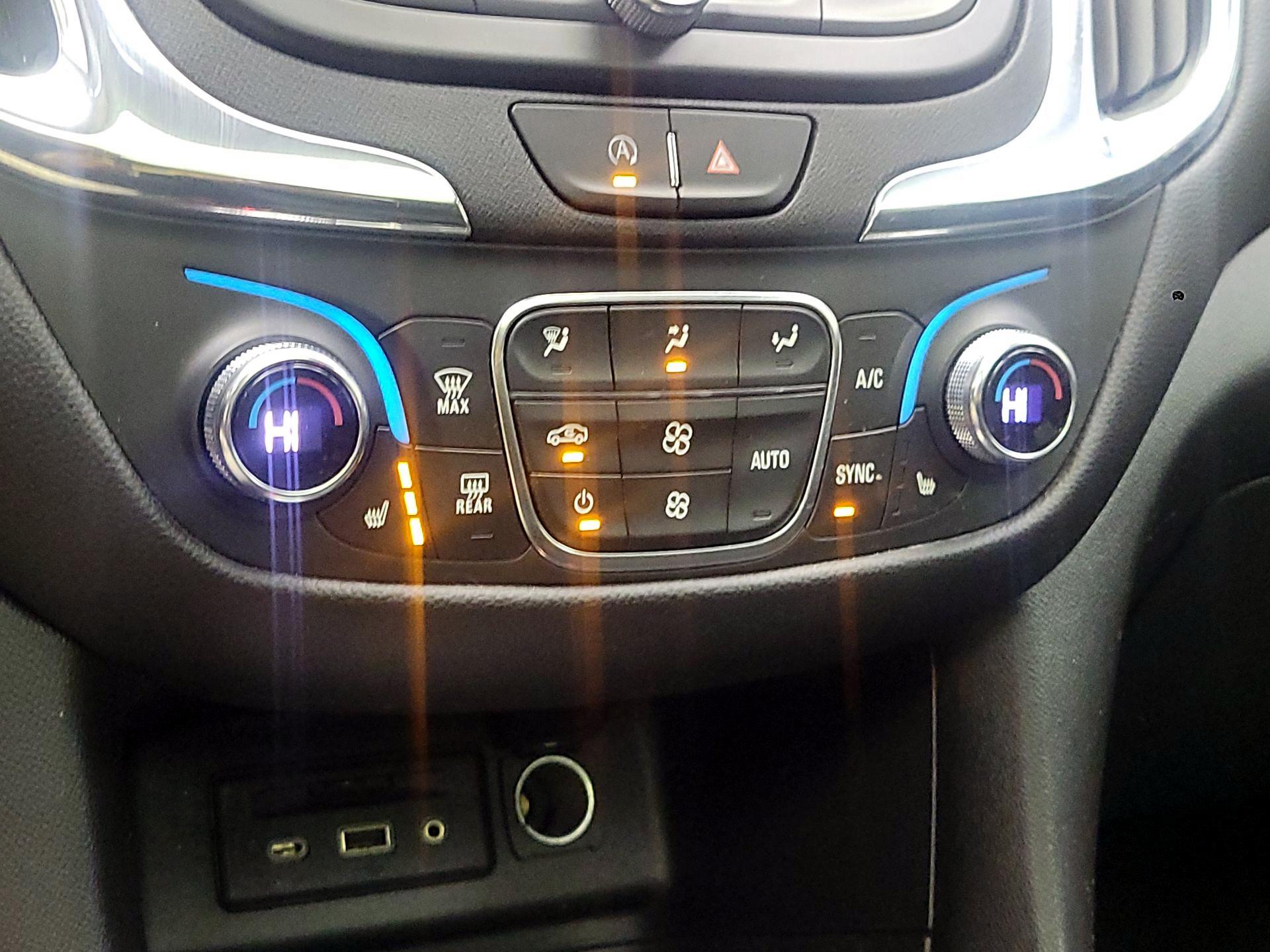 Thumbnail: 2023 Chevrolet Equinox - 17