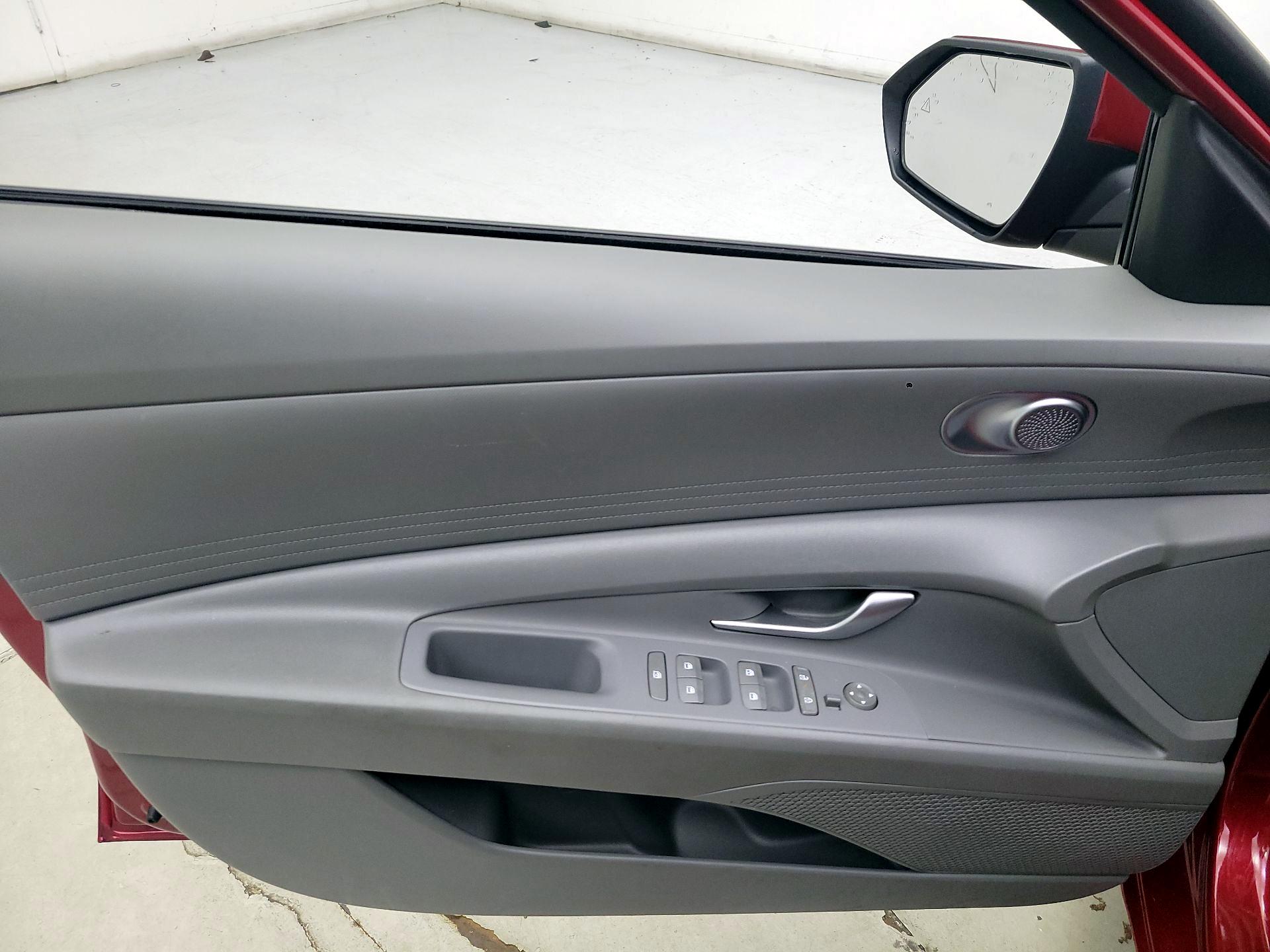 Thumbnail: 2024 Hyundai Elantra - 12